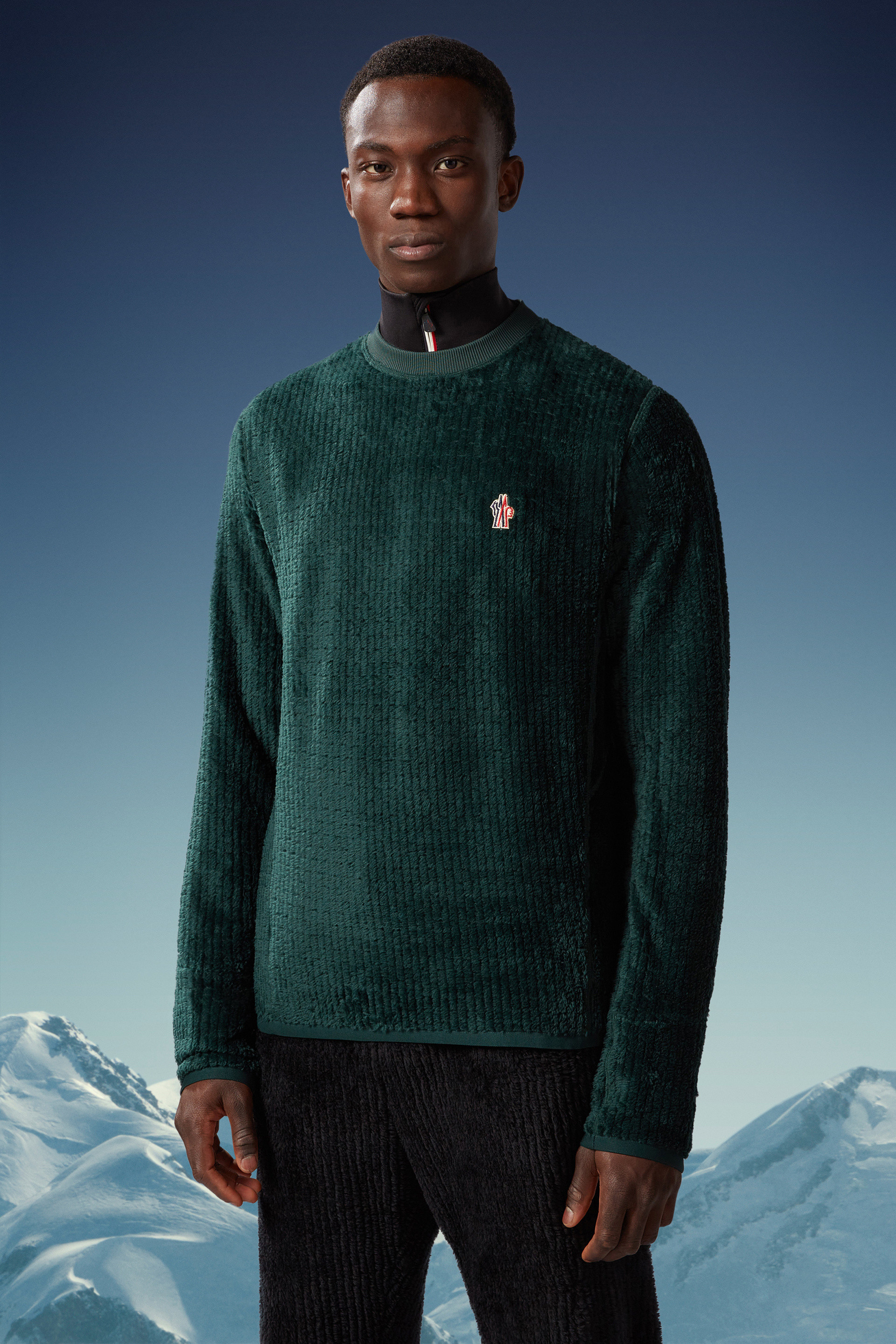 Moncler Grenoble Day-namic Logo-patch Sweatshirt In Green
