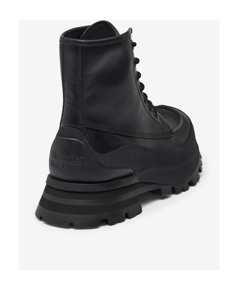 Alexander Mcqueen Alexander Mc Queen Wander Black Leather Boot In Black