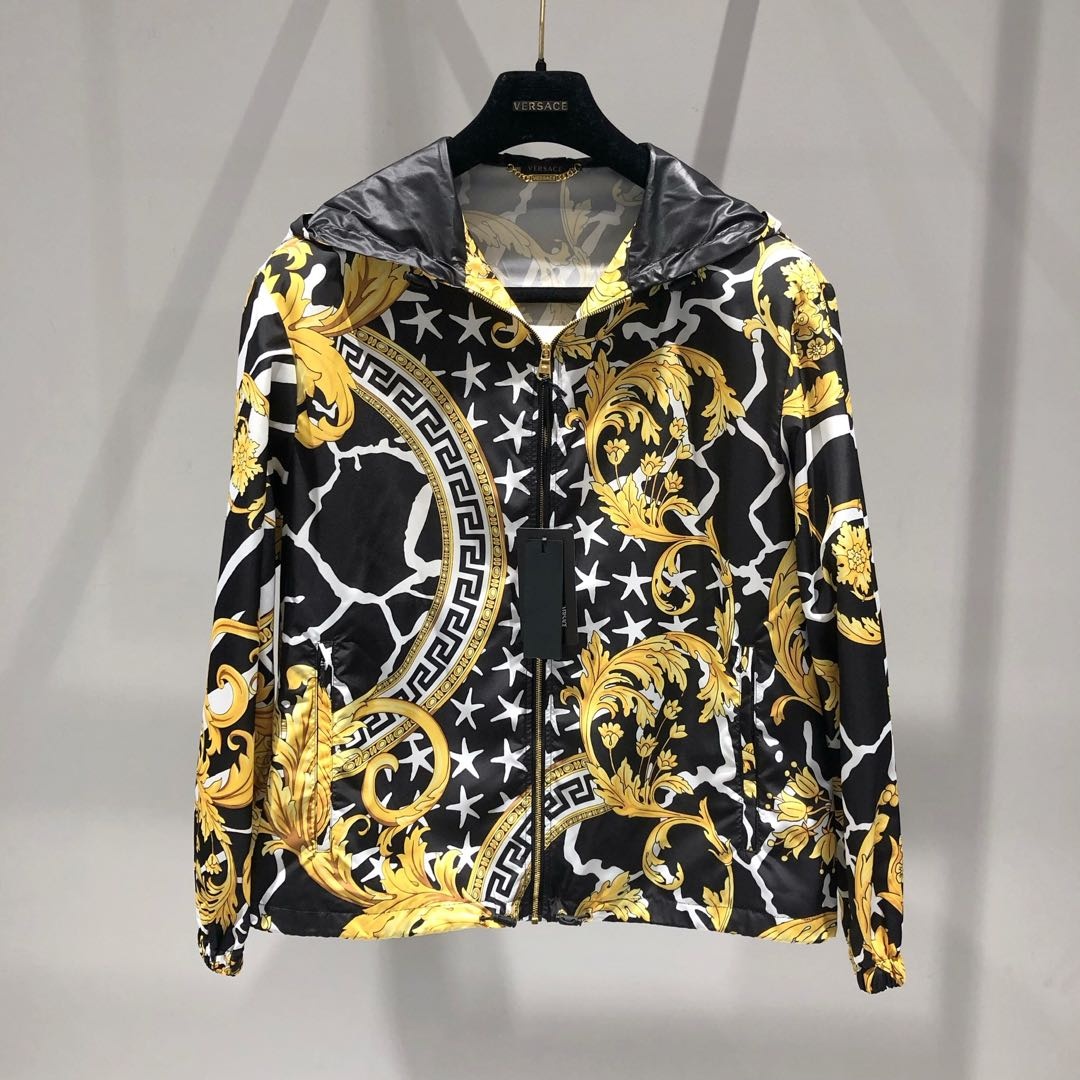 Versace Savage Baroque Printed Casual Jacket In Black