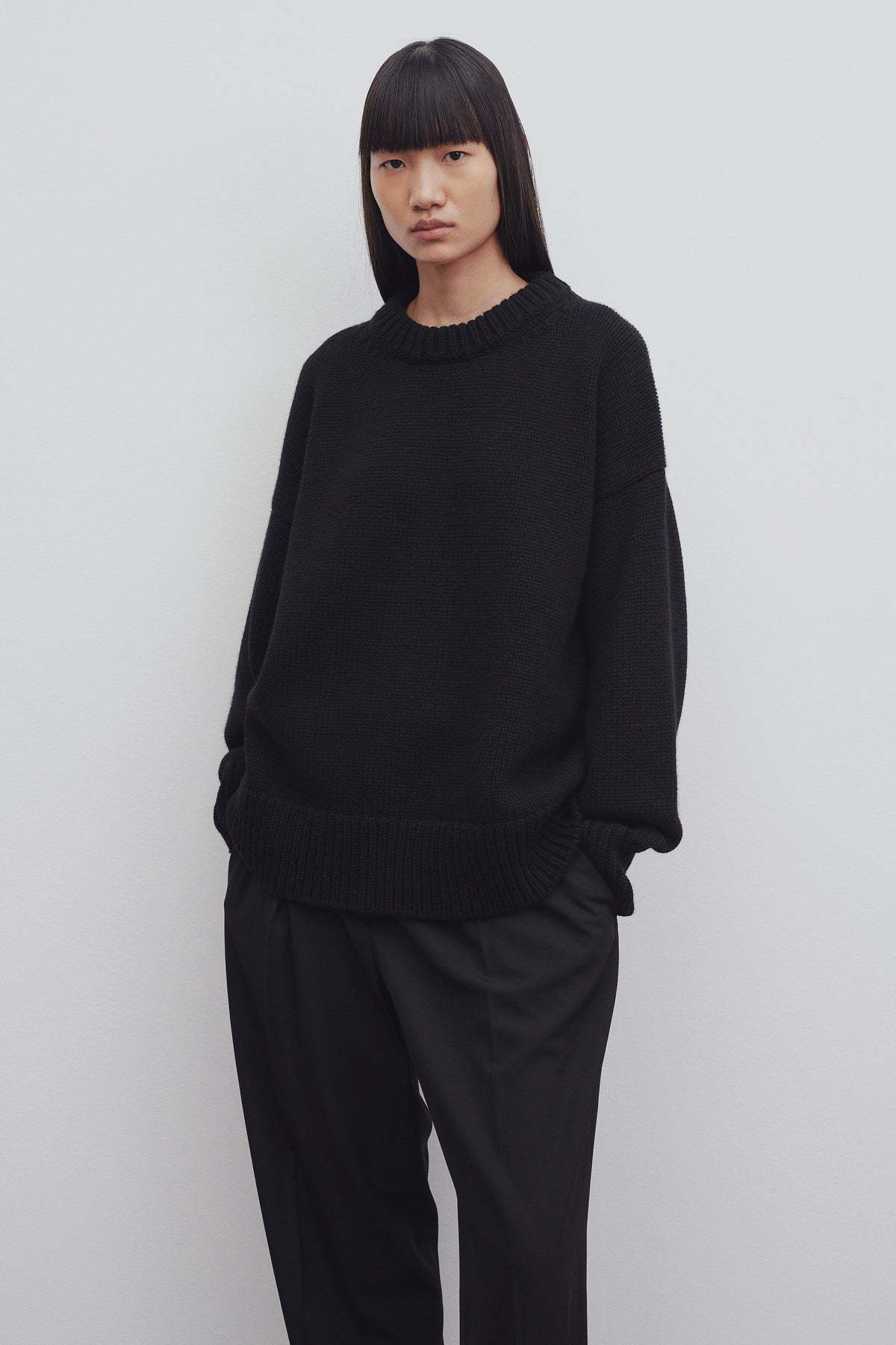 The Row Ophelia Crew Neck Jumper In Black