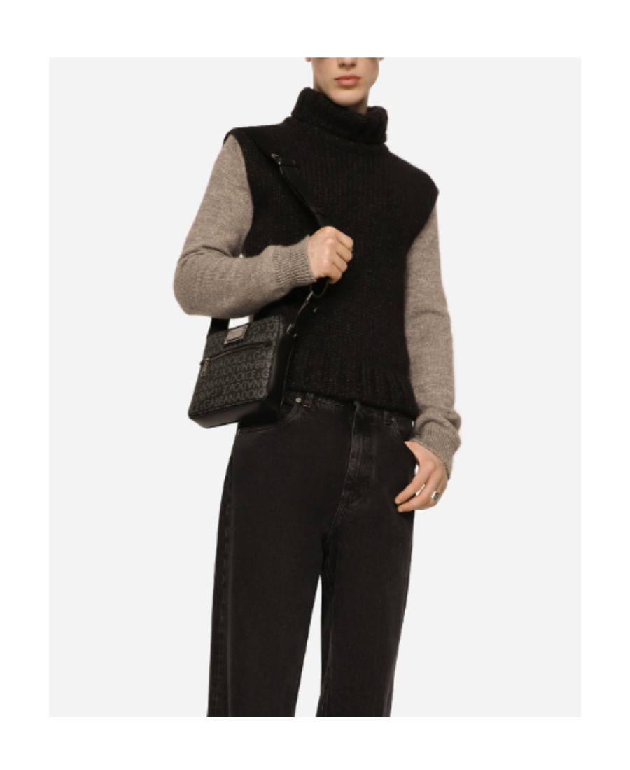 Dolce & Gabbana Logo-print Jacquard Zipped Shoulder Bag In Black