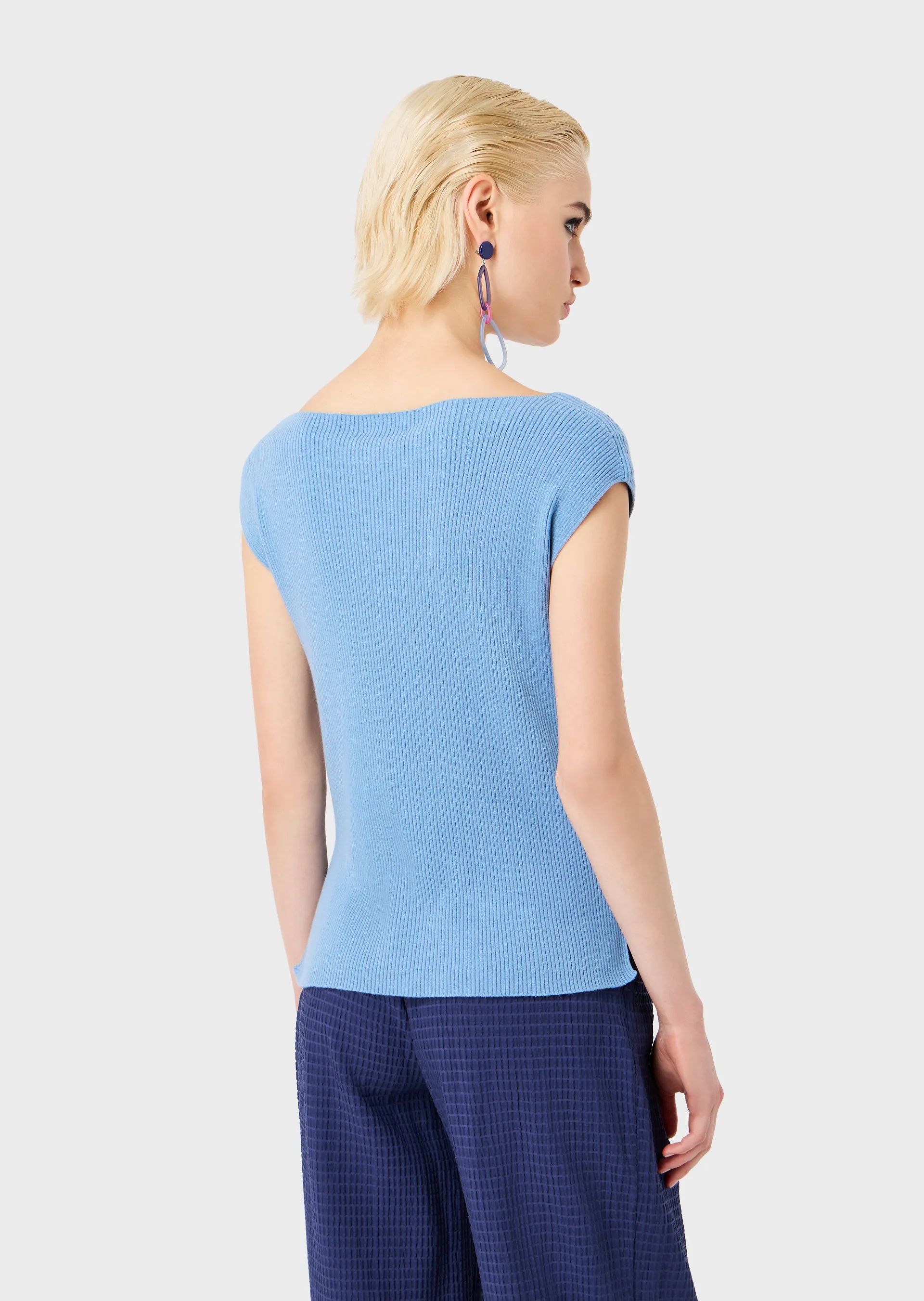 EMPORIO ARMANI CASHMERE SLEEVELESS SWEATER