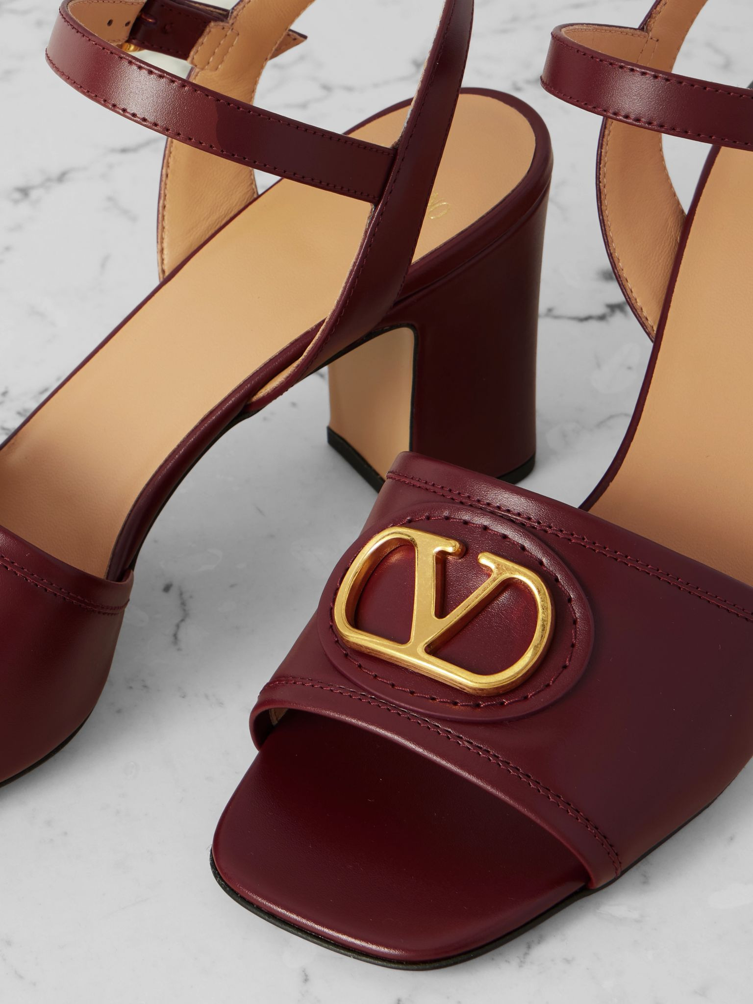 Valentino Vlogo Heeled Sandals In Burgundy