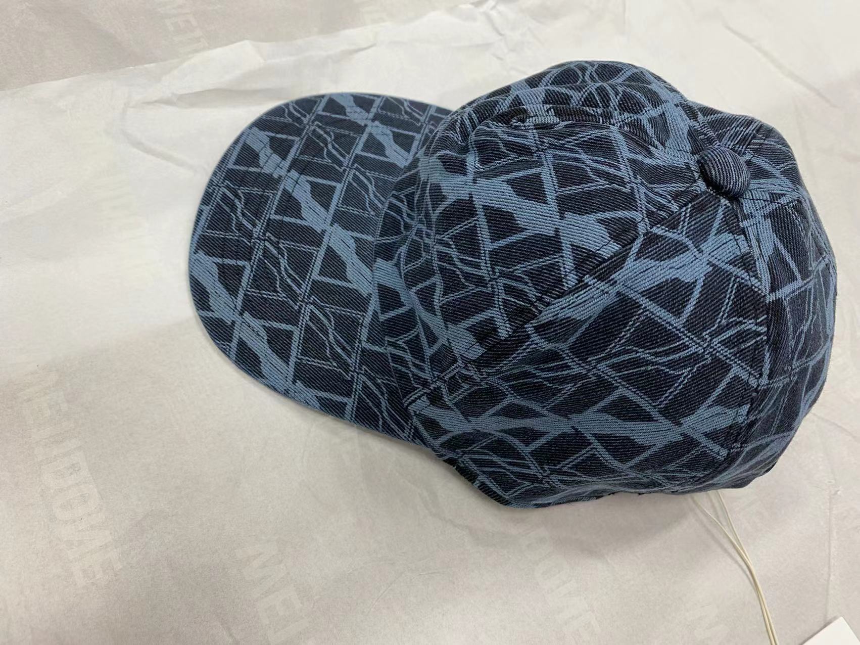 We11 Done Logo Baseball Hat In Black