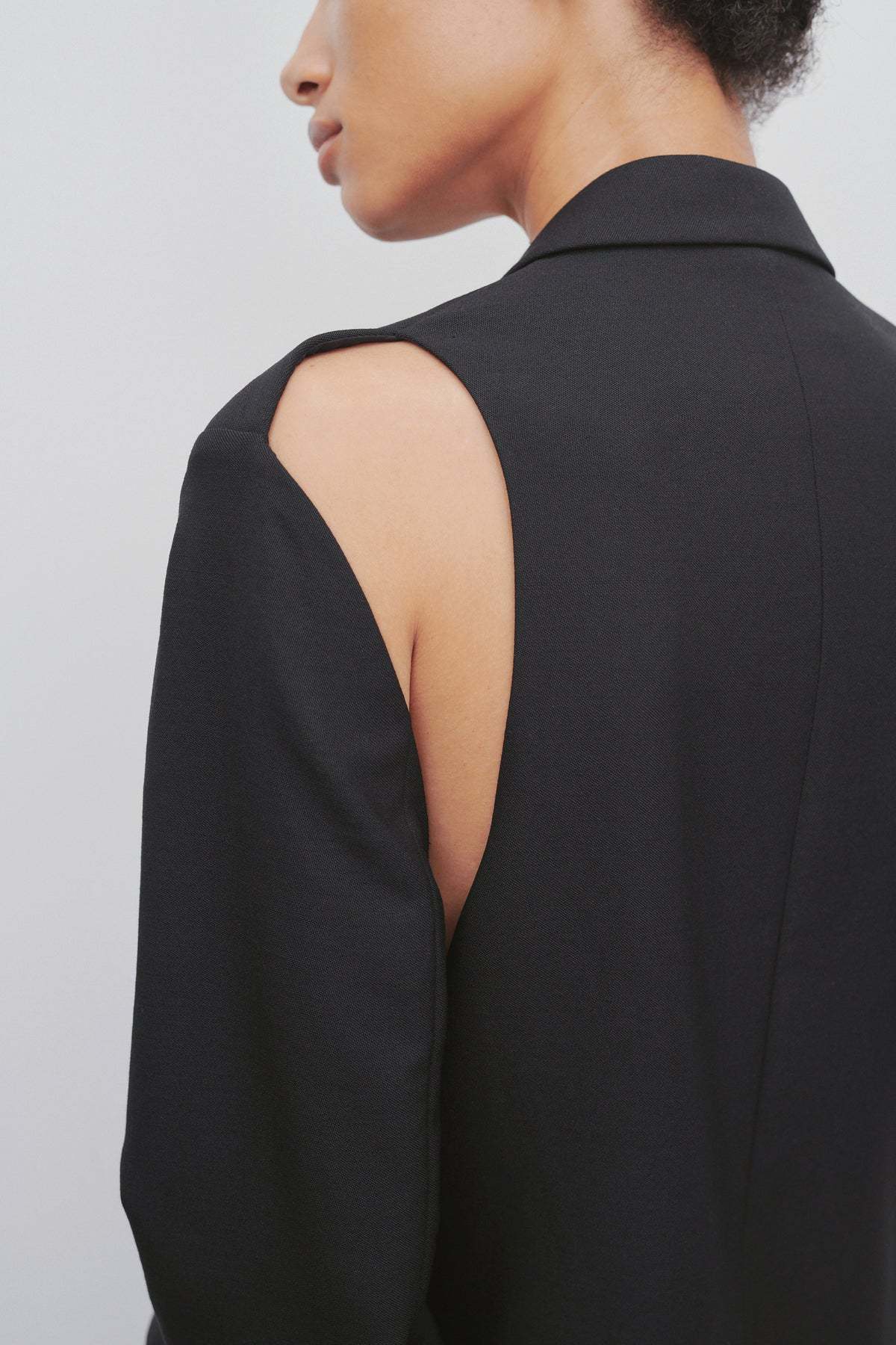 The Row Cowal Cut-out Blazer In Black