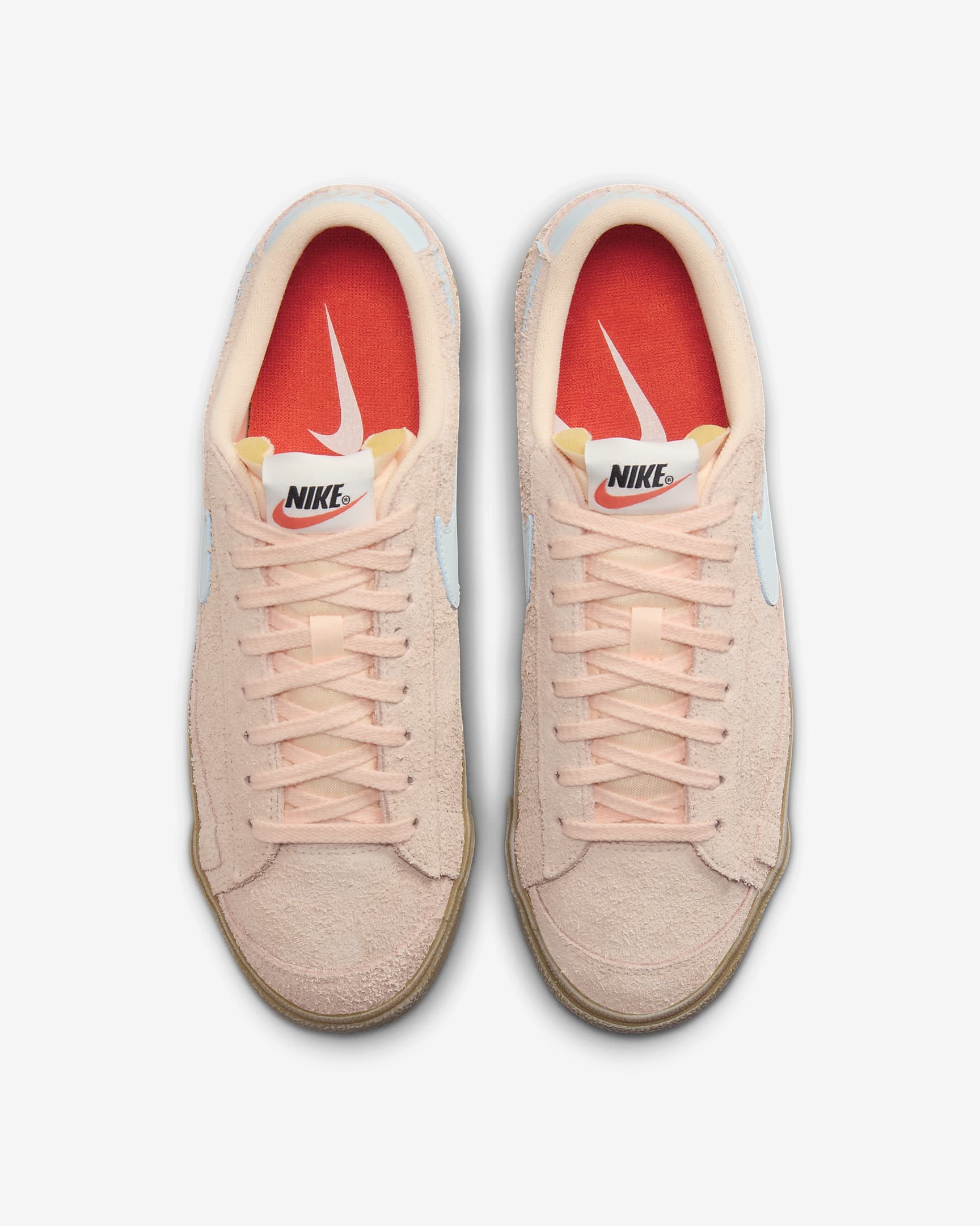 Nike Women's Low Shoe W Blazer Low 77 Vintage Crimson Tint/glacier Blue In Nude