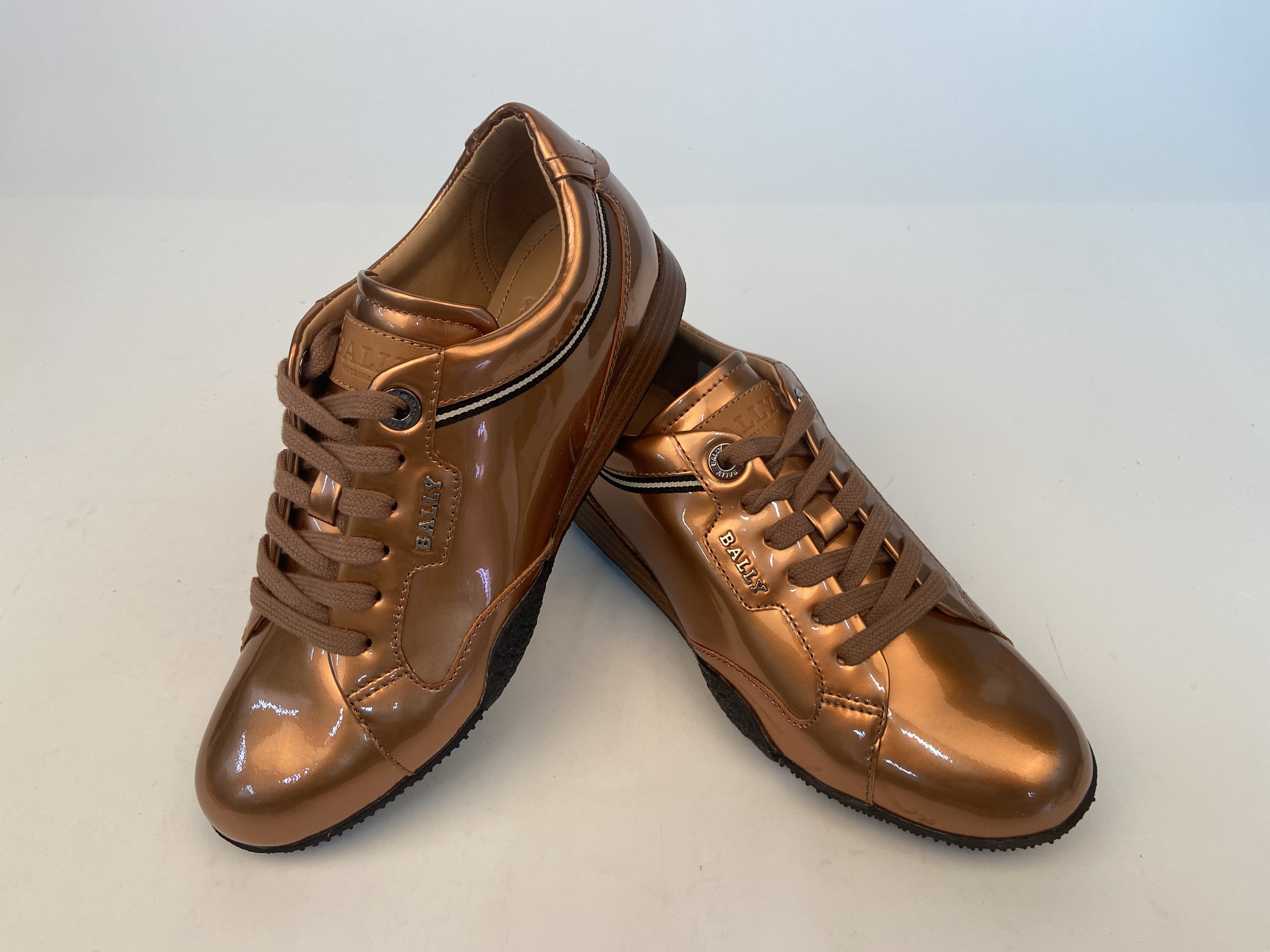 BALLY LOGO-LACED CASUAL SNEAKERS