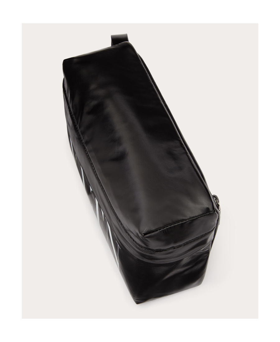 VALENTINO GARAVANI LOGO-PRINT DETAIL WASH BAG