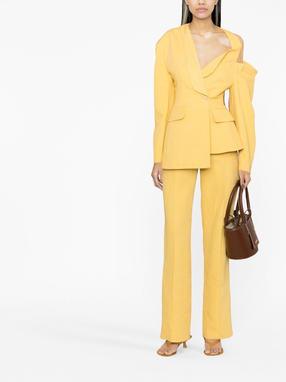 Jacquemus Baska Asymmetric Blazer In Yellow