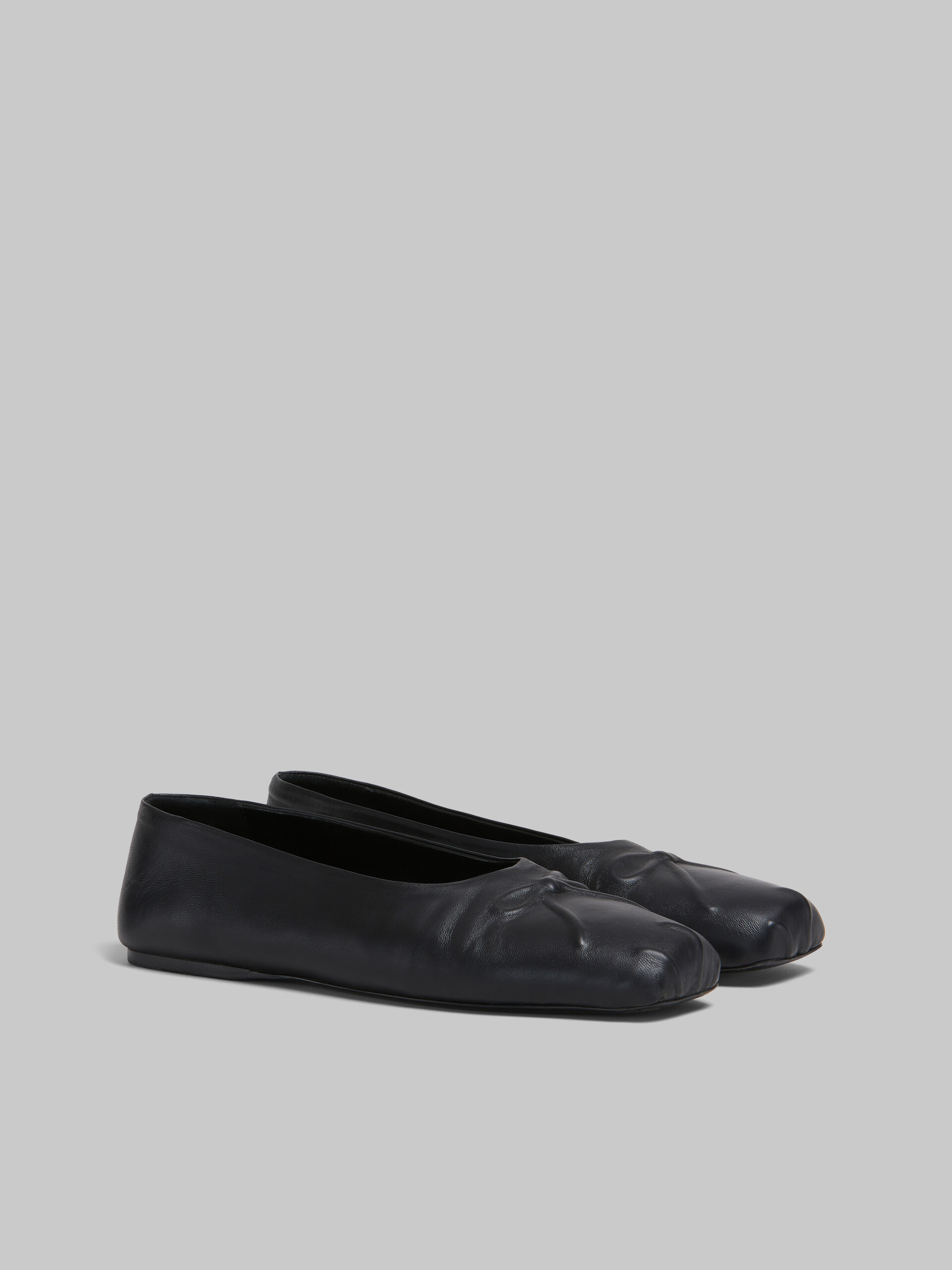 Marni Leather Little Bow Ballerina In Black