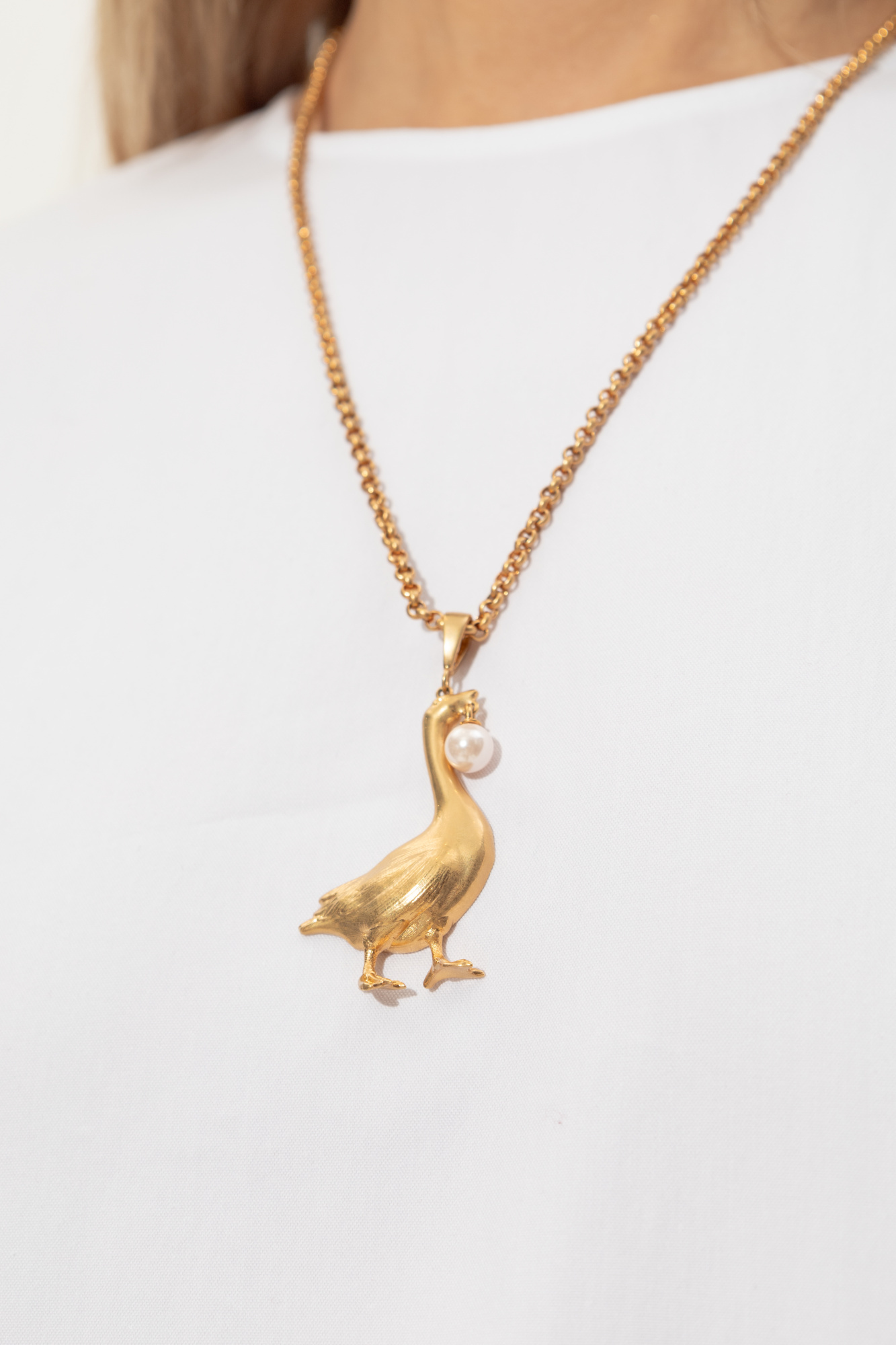 MOSCHINO GOOSE-PENDANT NECKLACE