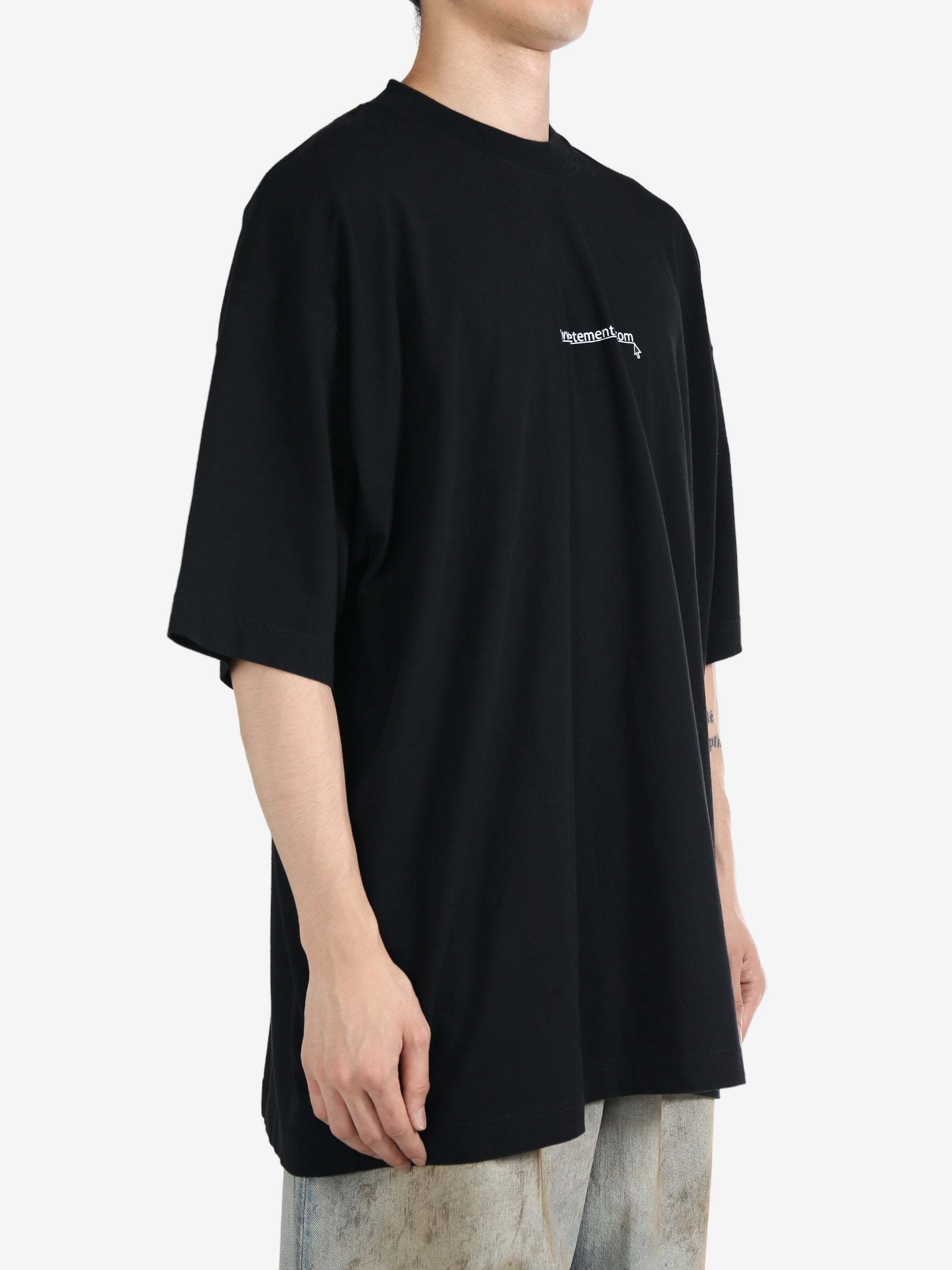 Vetements Item O-neck Short-sleeved T-shirt In Black