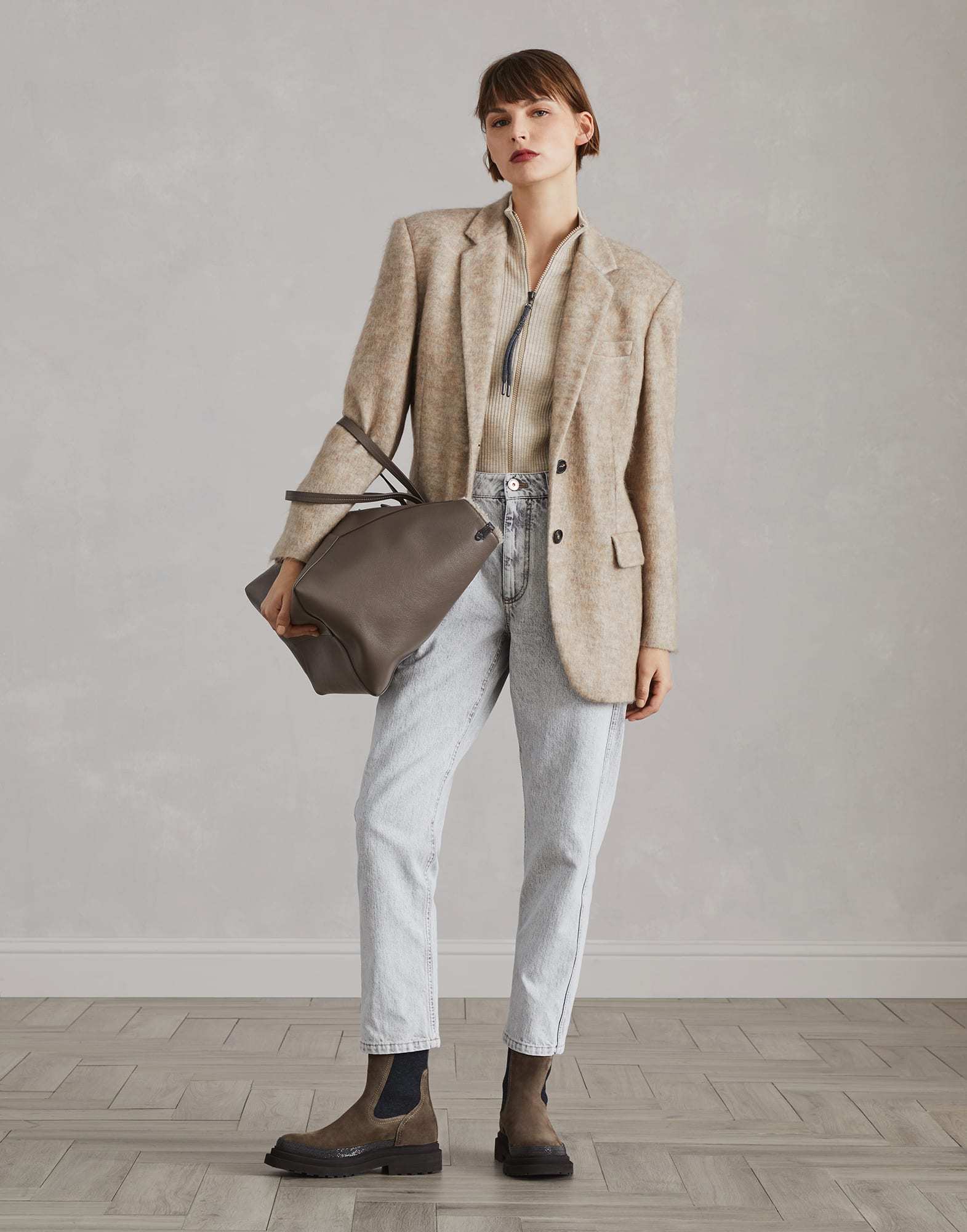 Brunello Cucinelli Mid-rise Tapered Jeans In White