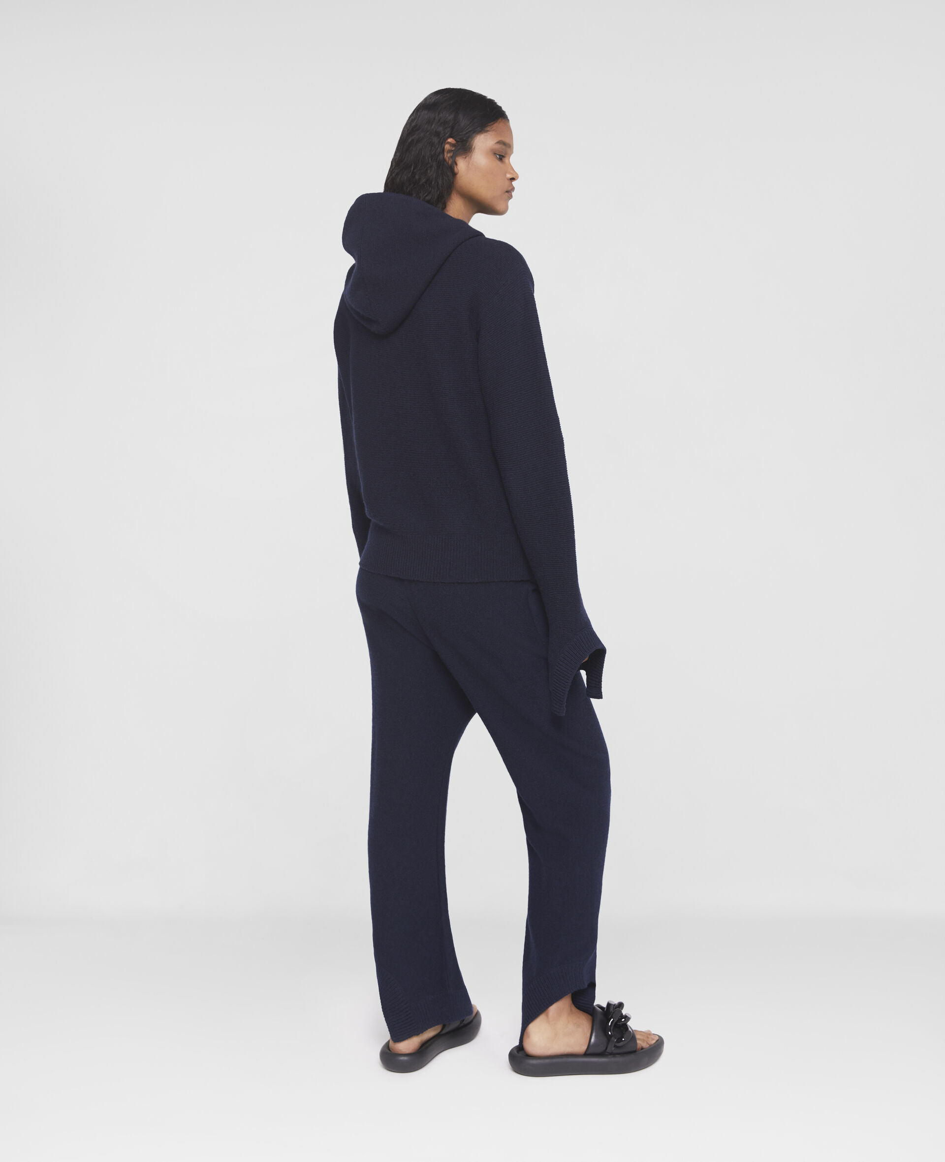 Stella Mccartney S-wave Knitted Casual Pants In Black