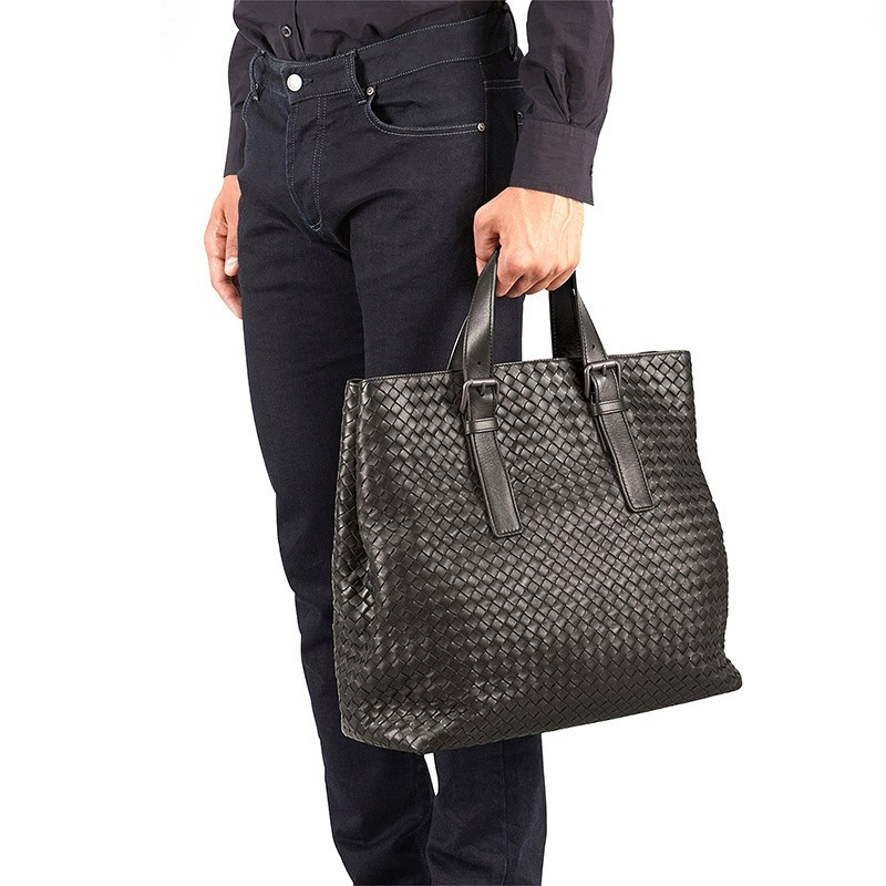 Bottega Veneta Logo Handbag In Black