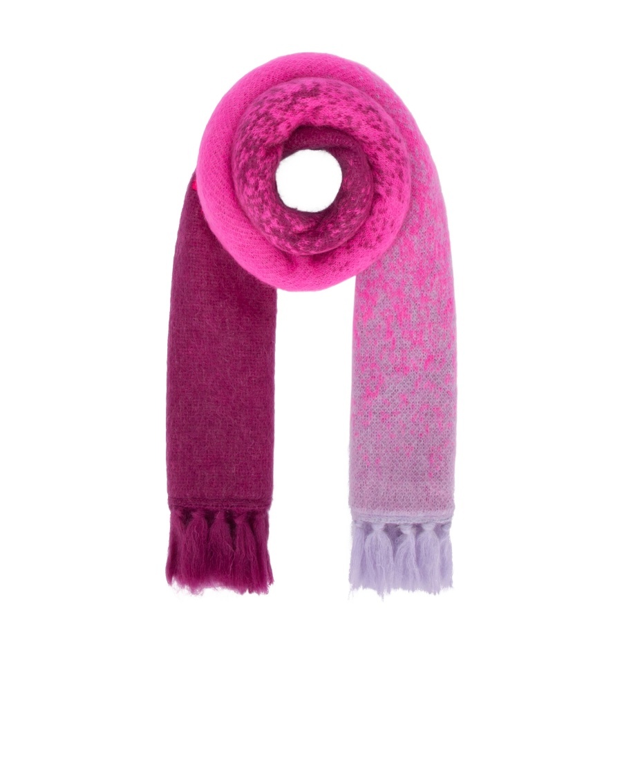 Fendi Tassel Scarf In Pink