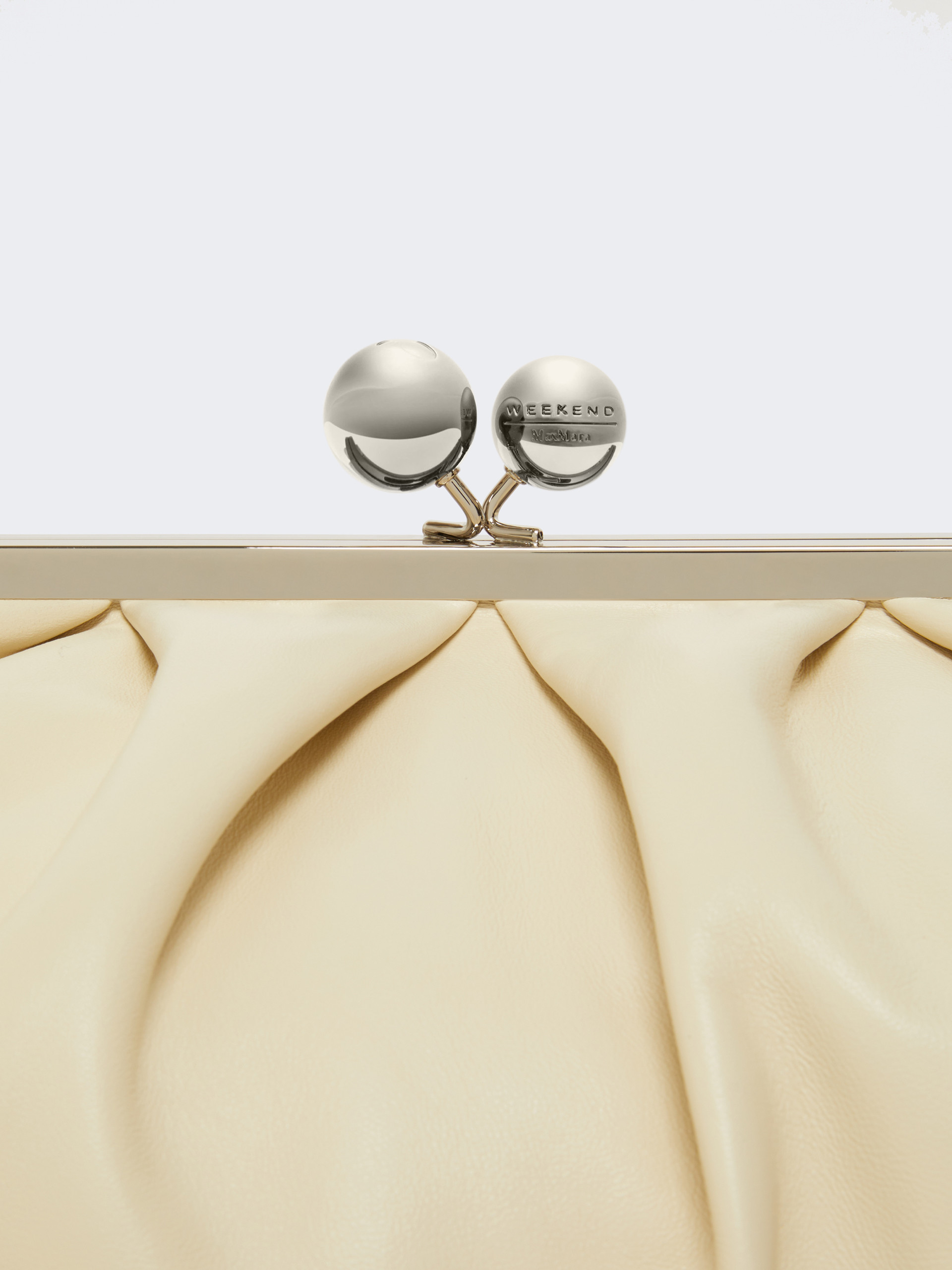 Weekend Max Mara Logo Engraved Shoulder Bag In White