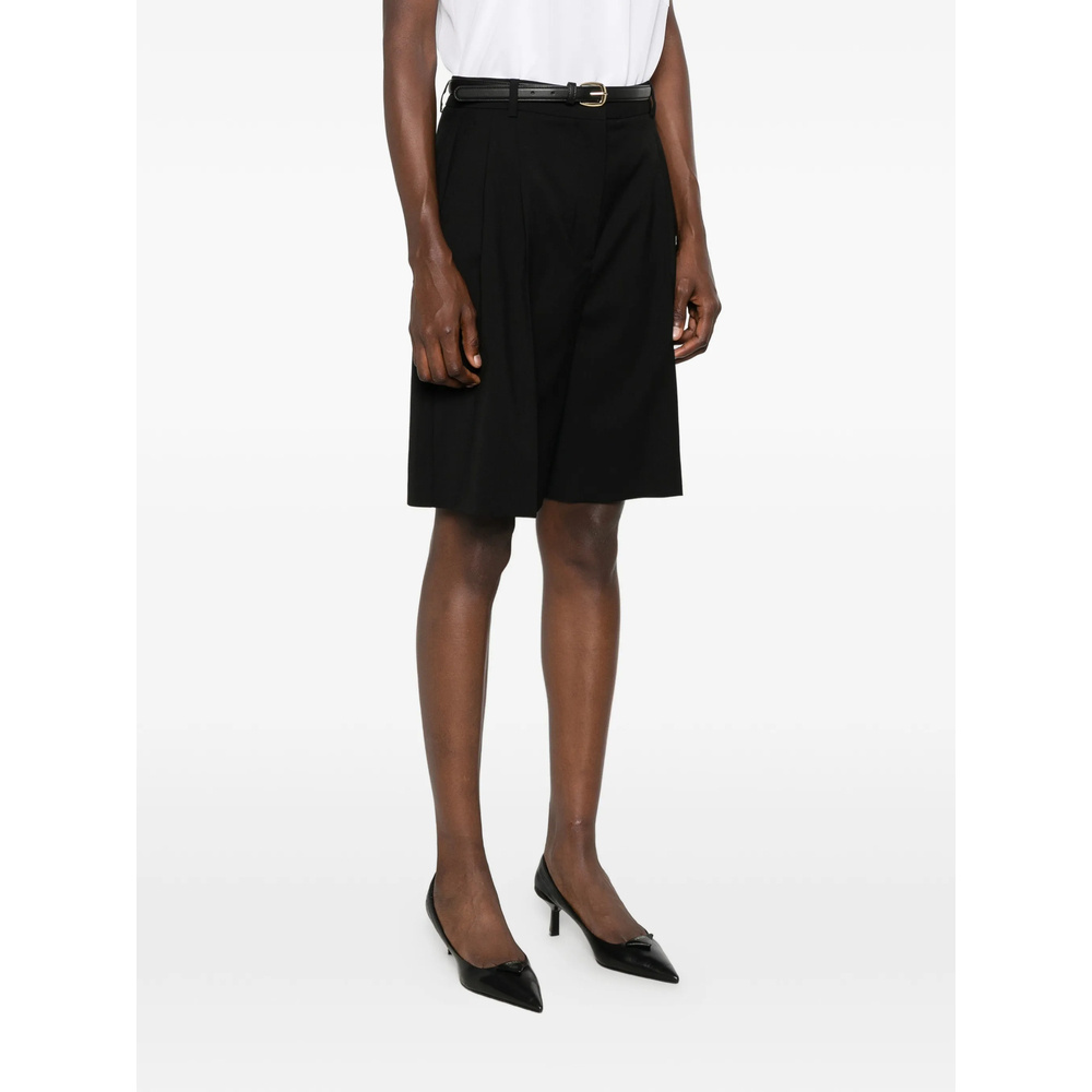 Max Mara Belt Loop Shorts In Black