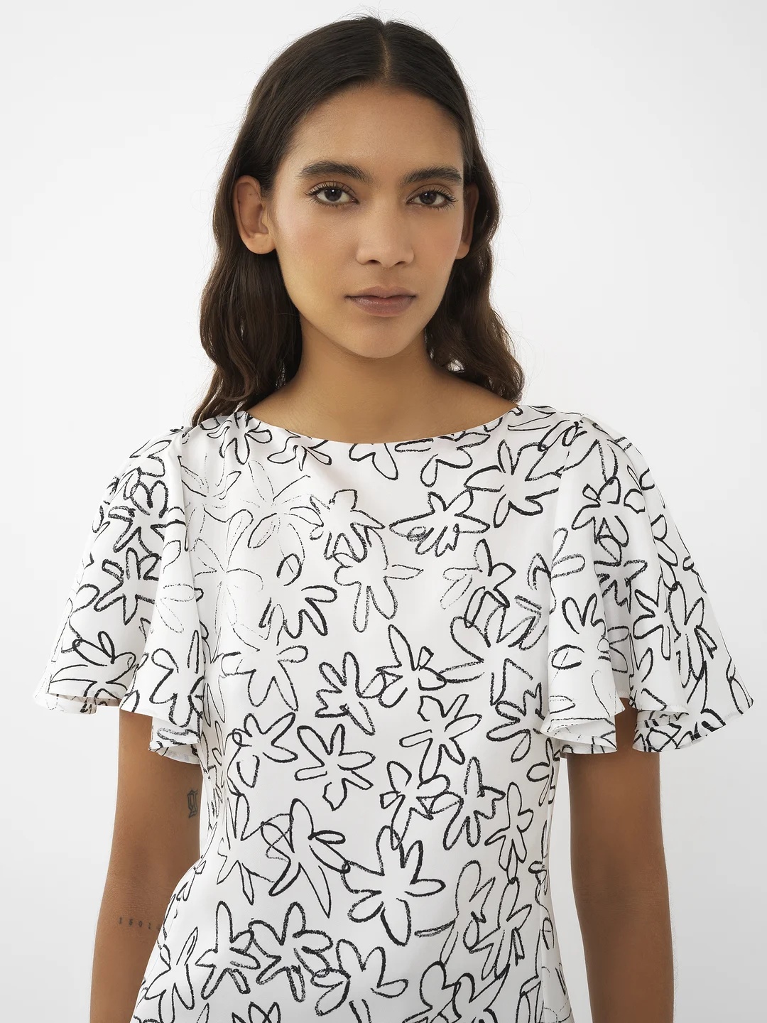Chloé Doodle Floral Flutter-sleeve Silk Top In White