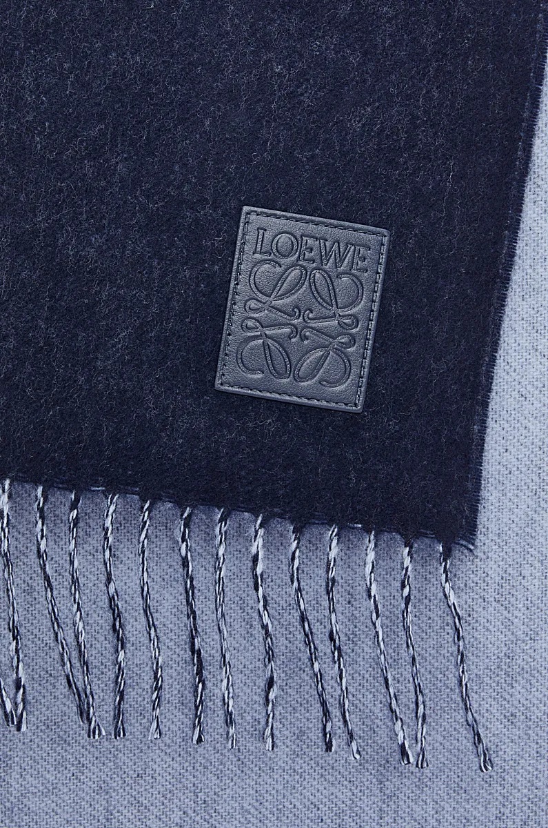 LOEWE SCARF IN WOOL AND CASHMERE