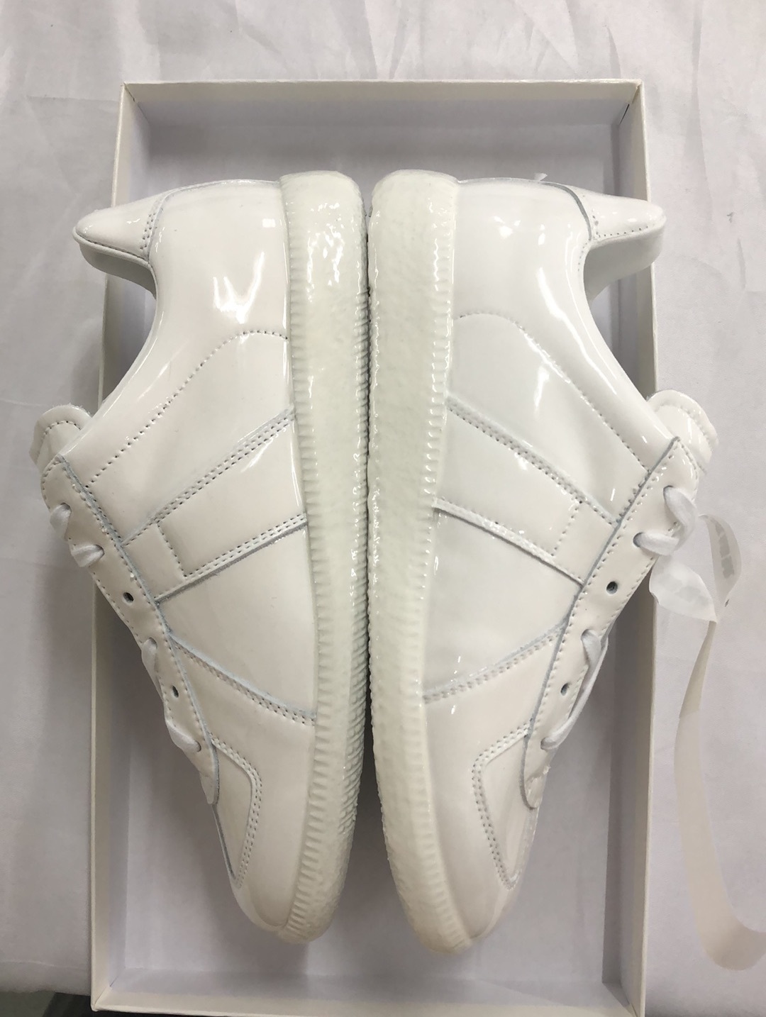 Maison Margiela Replica Patent Leather Low-top Sneakers In White