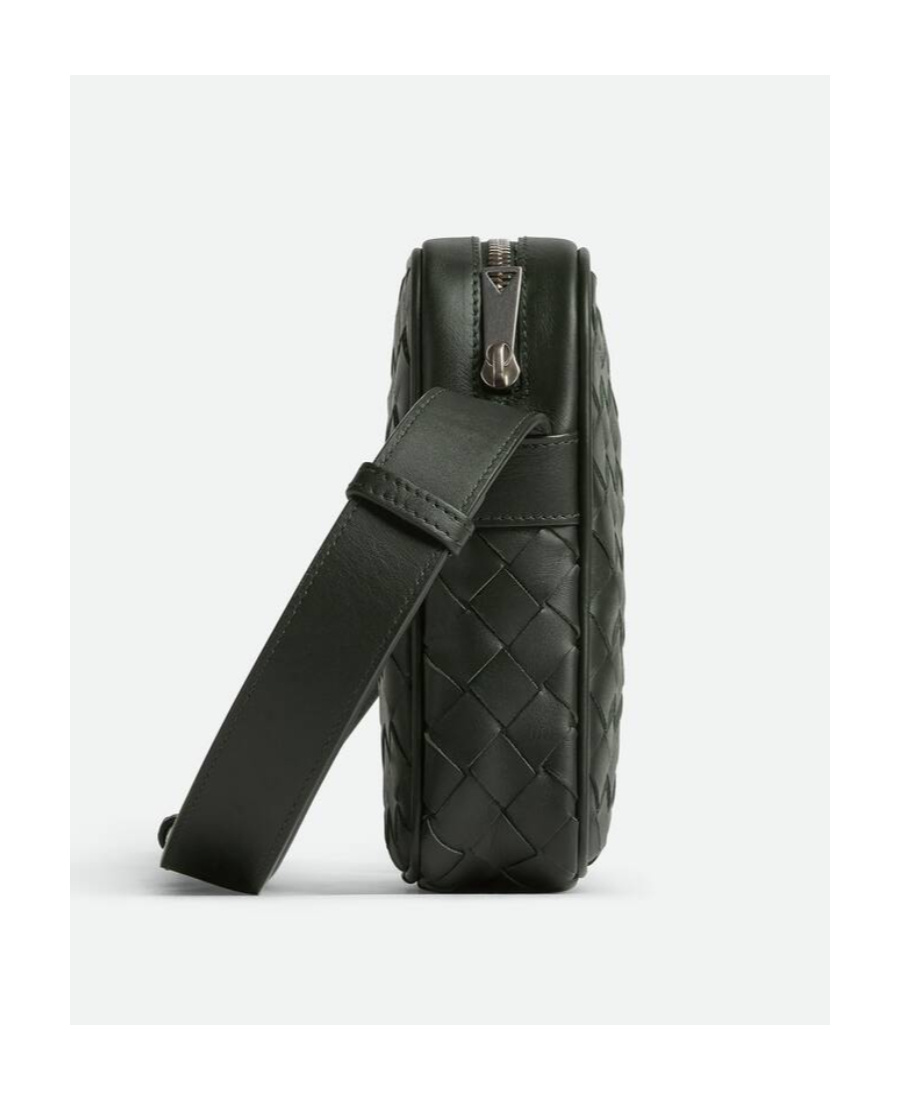 Bottega Veneta Zipper Cell Phone Shoulder Bag In Black