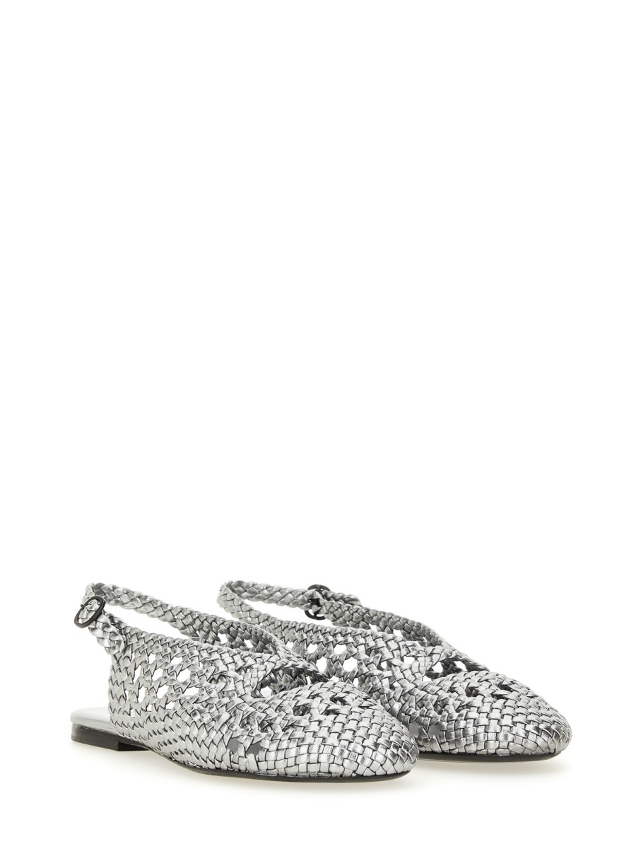 Hereu Round-toe Flat Sandals In Silver