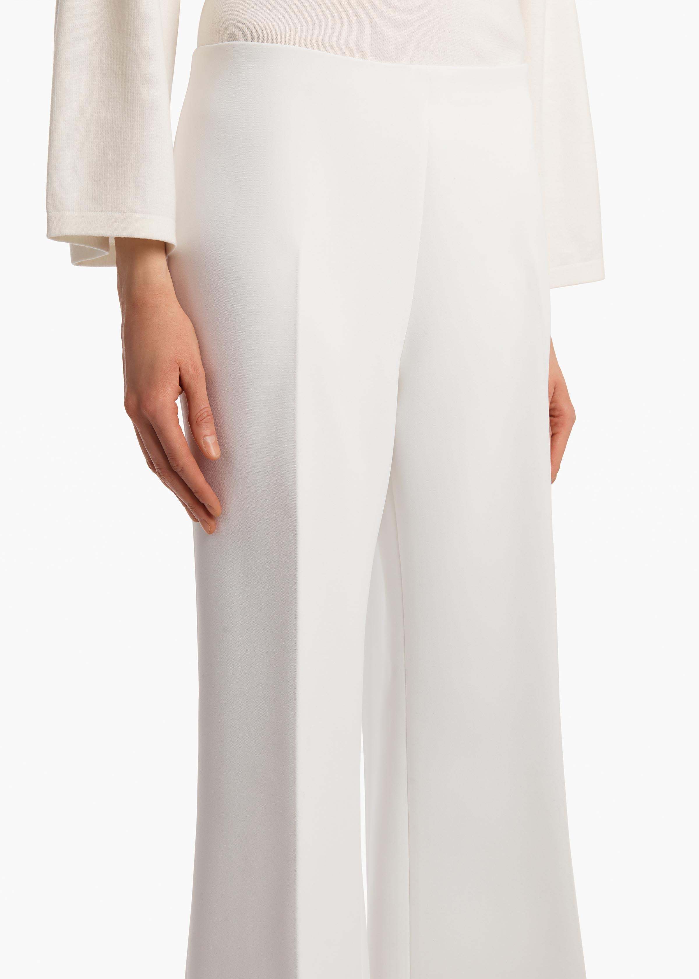 Khaite Walter Pant In Chalk Crepe In White