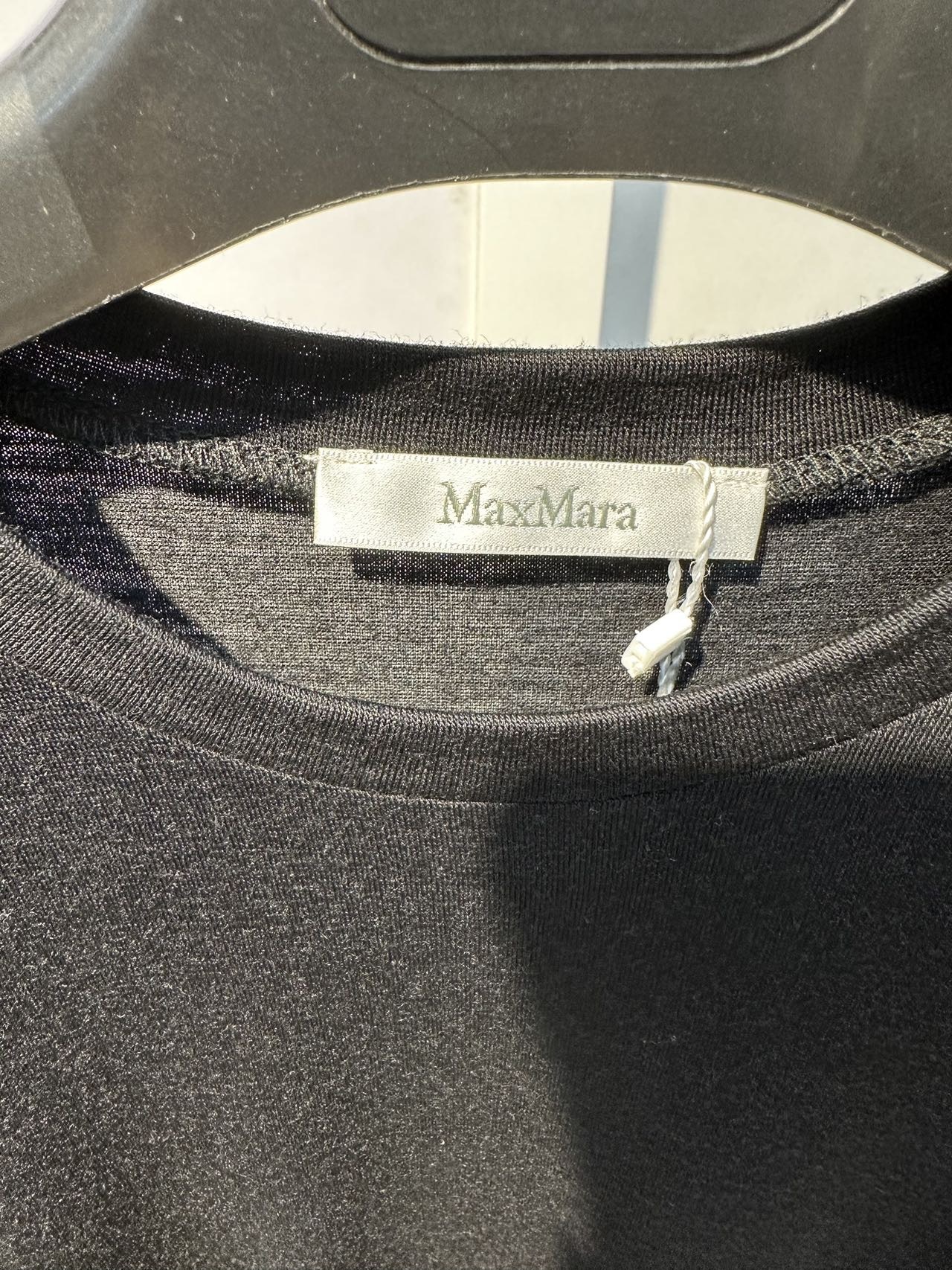 Max Mara Long-sleeved T-shirt In Black