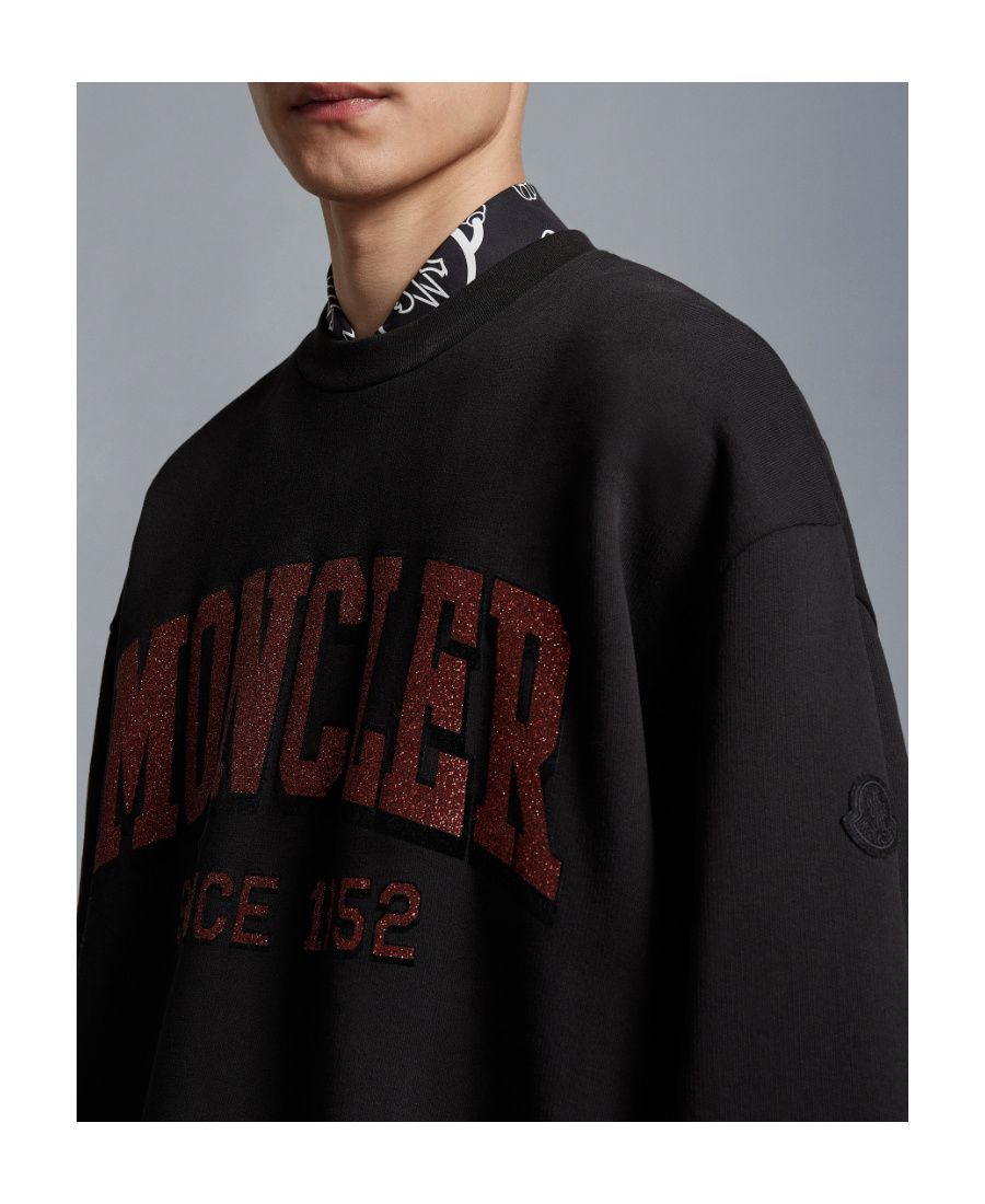 Moncler Logo Sweater In Black