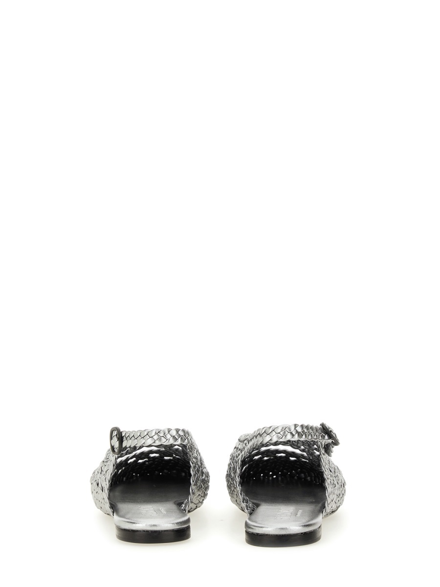 Hereu Round-toe Flat Sandals In Silver