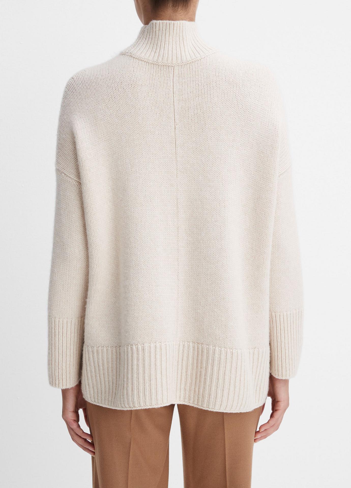VINCE WOOL AND CASHMERE TRAPEZOIDAL TURTLENECK SWEATER
