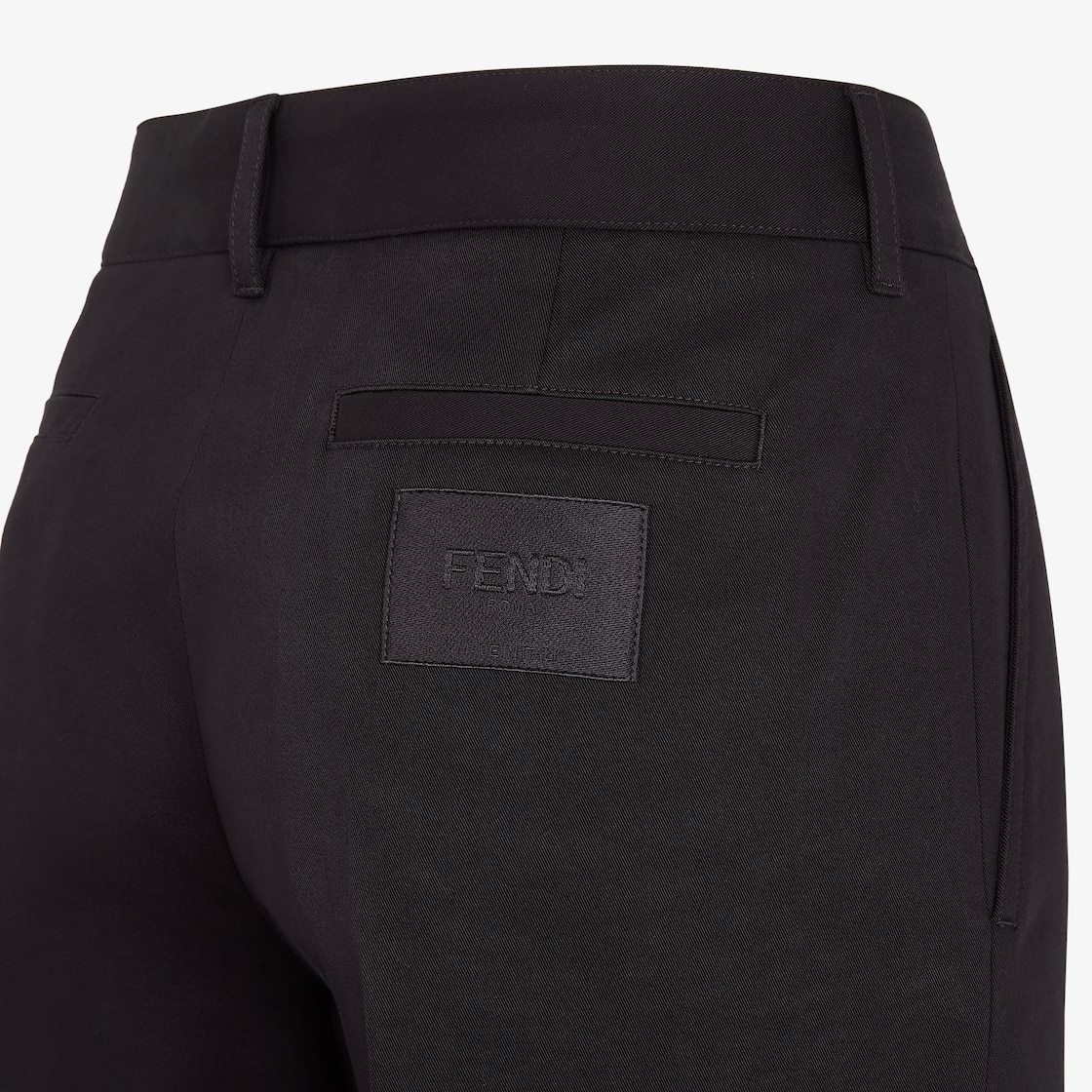 Fendi Logo Patch Casual Pants In Black