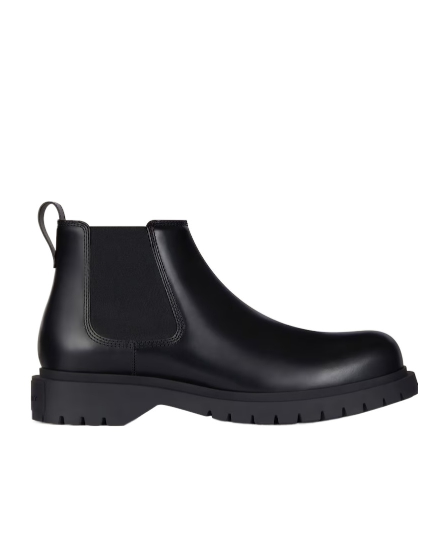 Givenchy Casual Round Toe Boots With Chunky Sole In Black