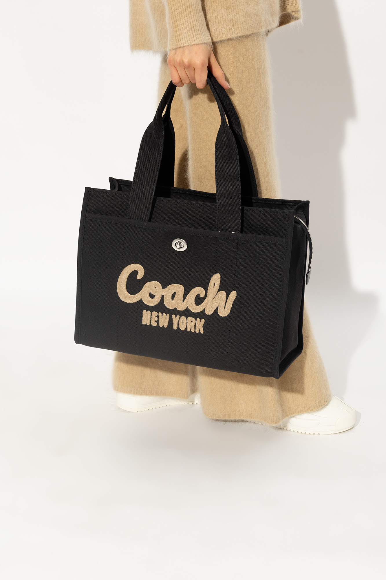 Coach Logo Handbag In Black
