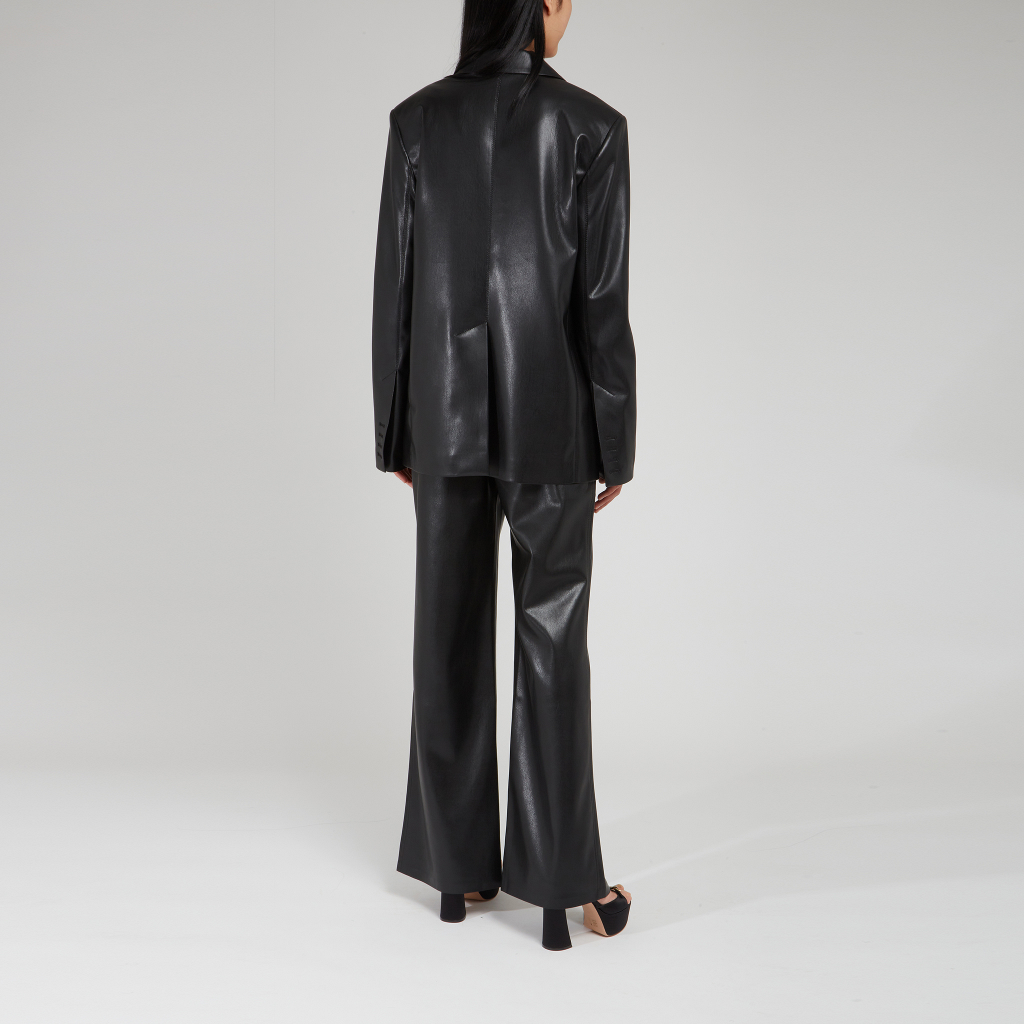 Nanushka Single-breasted Long-sleeved Jacket In Black