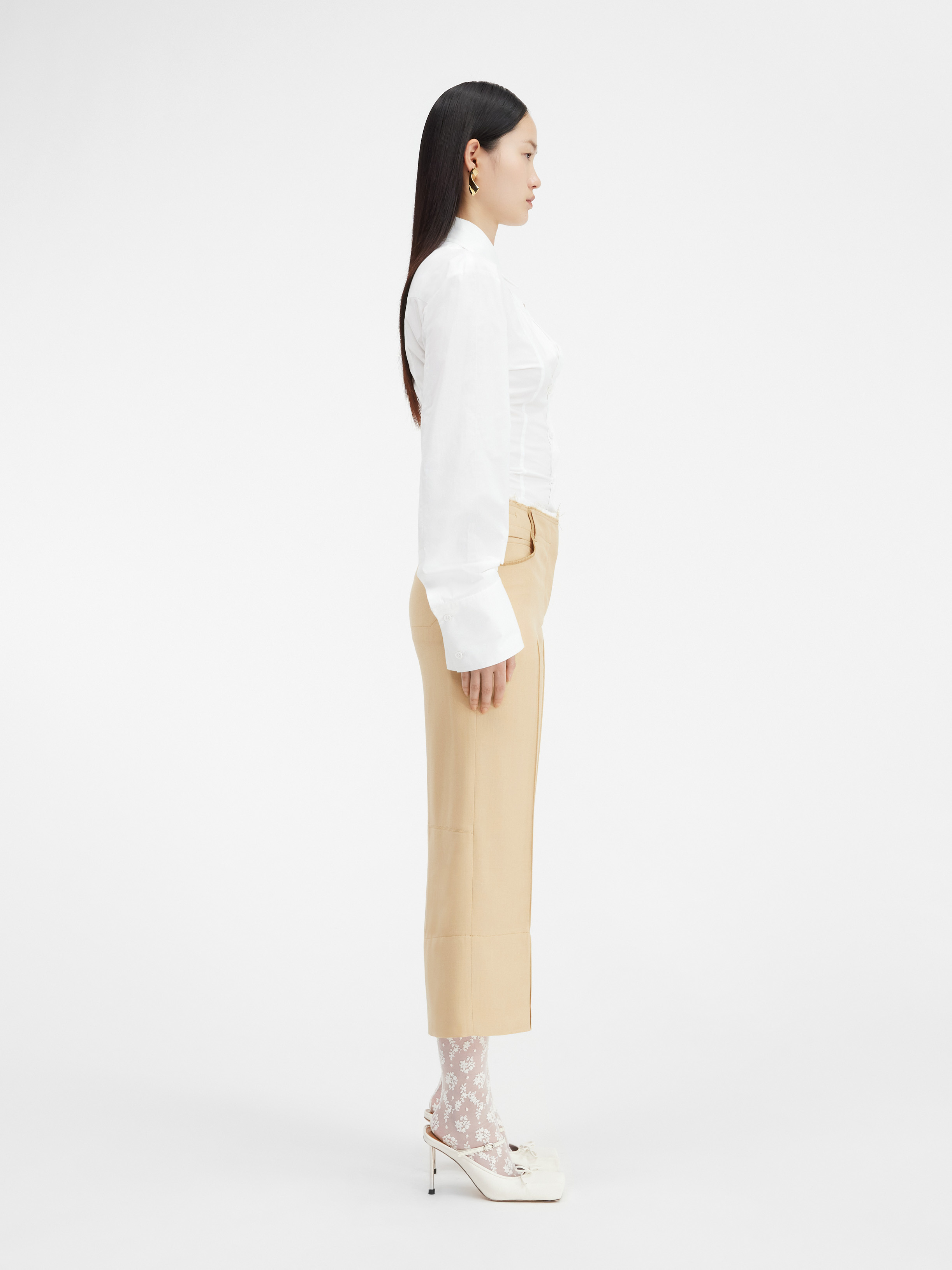 Jacquemus Le Pantalon Cropped Trousers In Nude