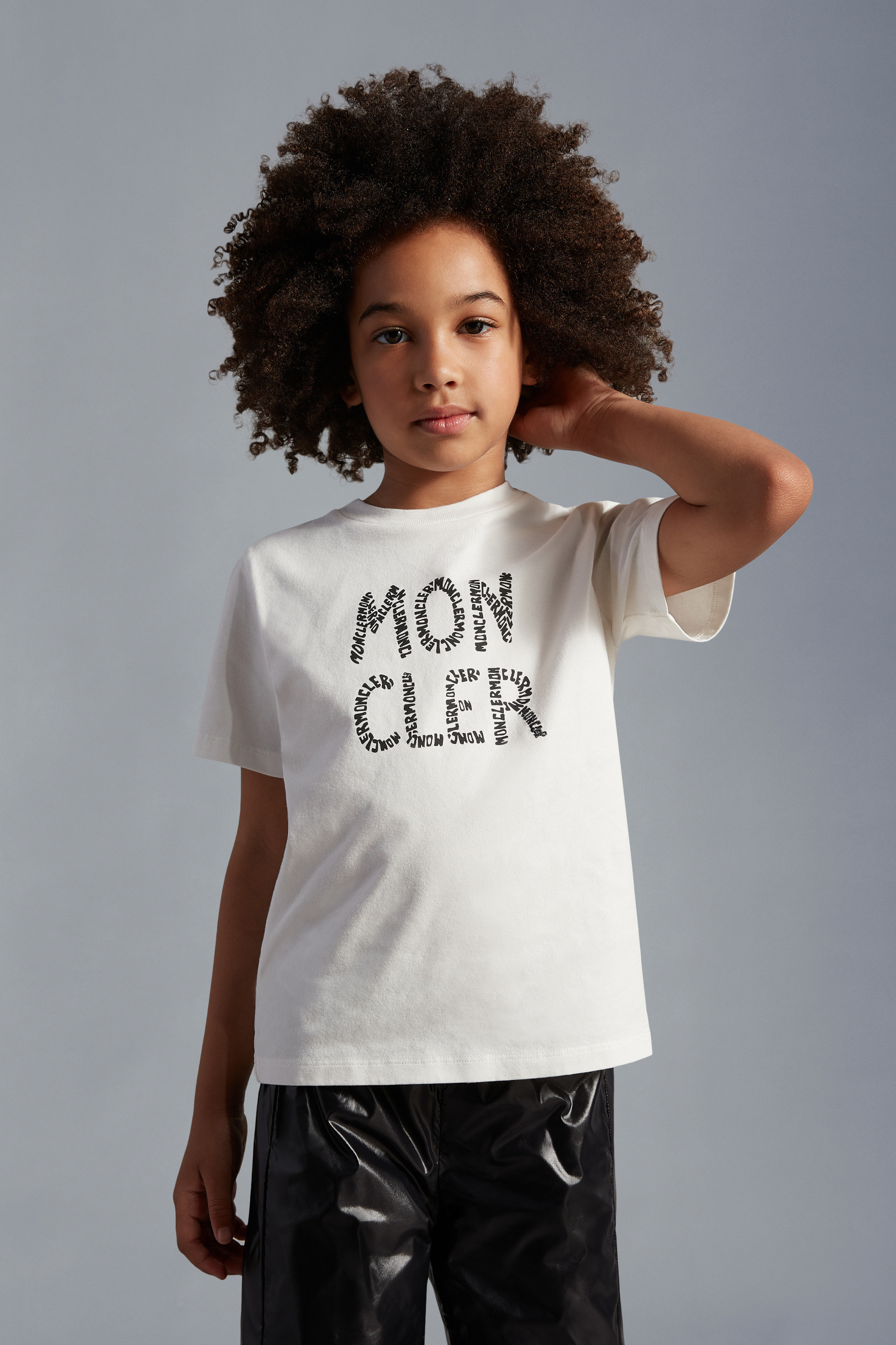 Moncler Logo Short-sleeved T-shirt In White