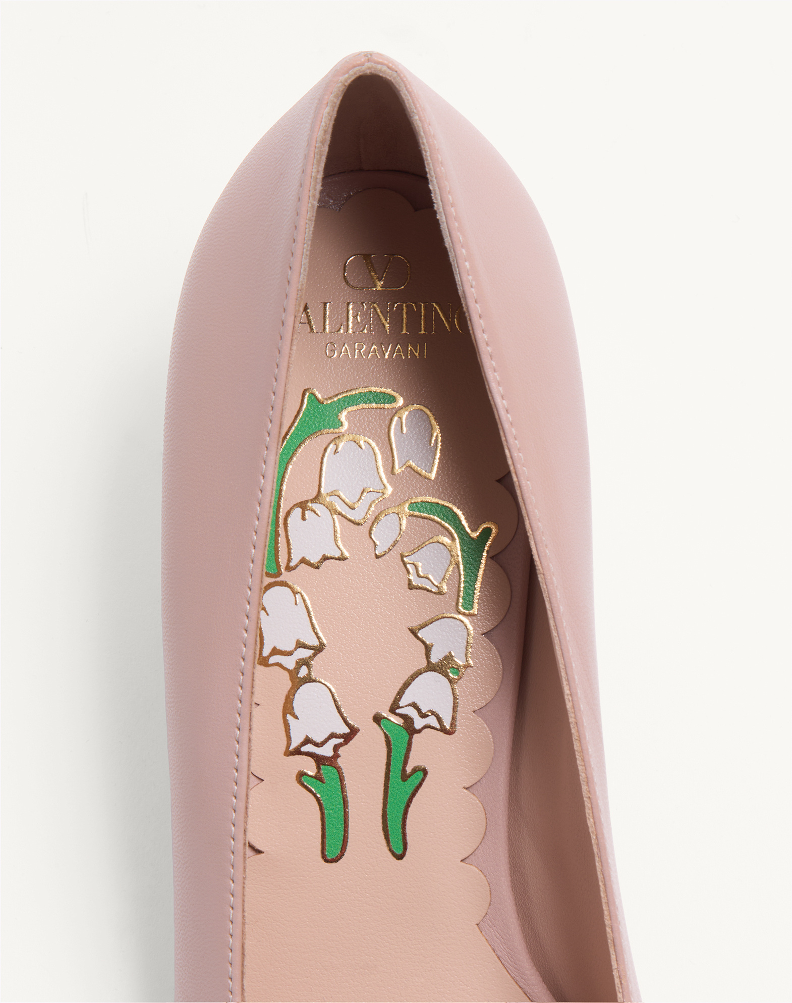 Valentino Garavani Bowow 45 Leather Pumps In Powder