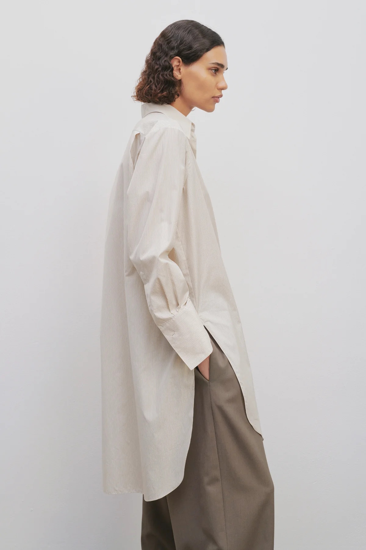 The Row Astrea Long Shirt In Brown