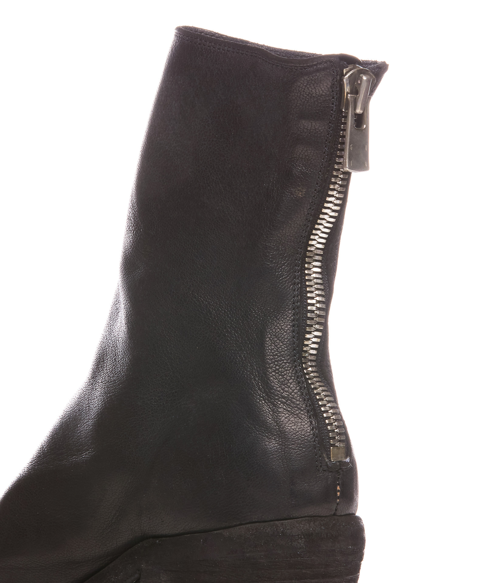 Guidi Pointed Short Boots In Black