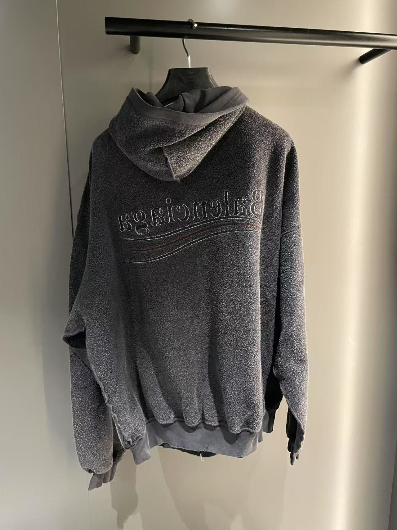 Balenciaga Large Zip-up Hoodie In Black