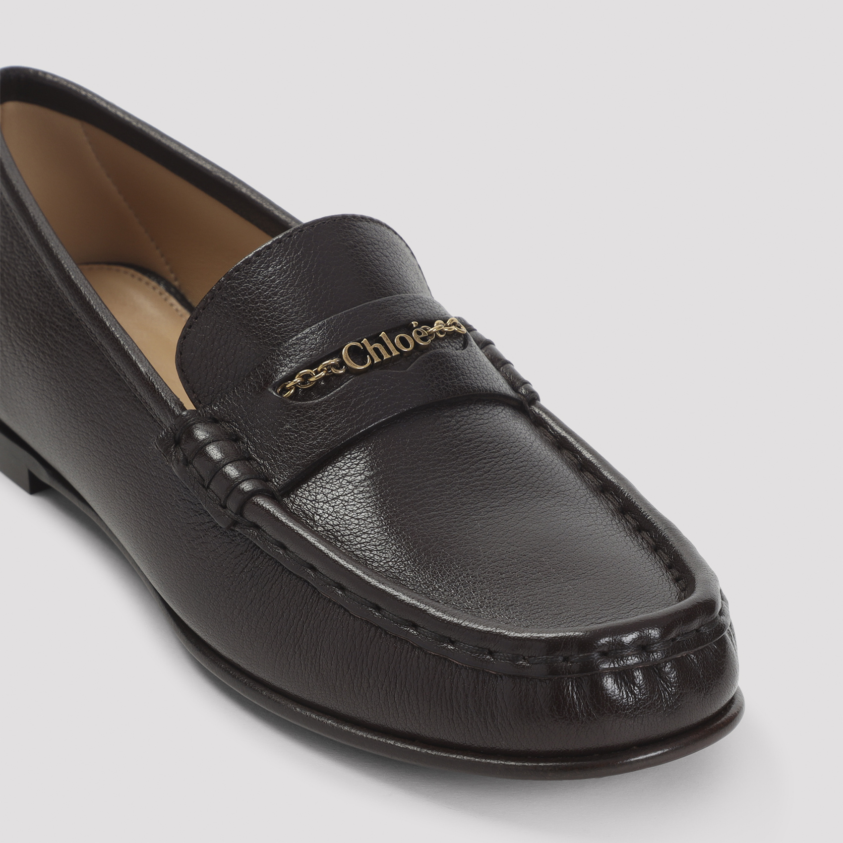 Chloé Logo Icon Leather Loafers In Brown