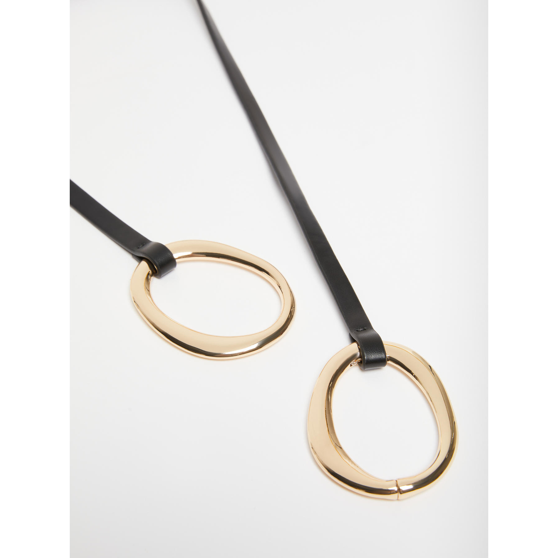 Max Mara Double Circle Necklace In Black