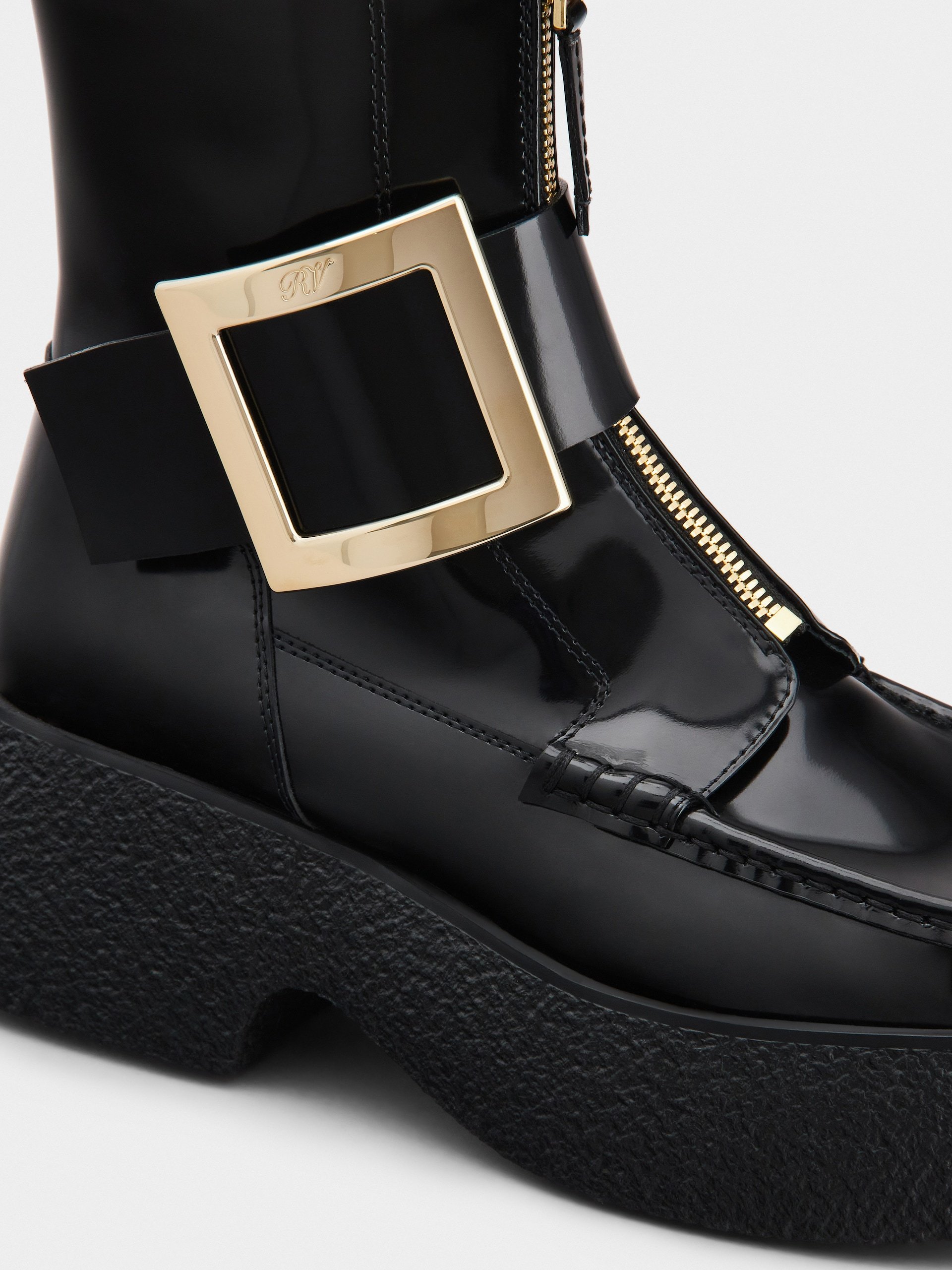 Roger Vivier Viv' Rangers Thick-soled Metal Clasp Boots In Black