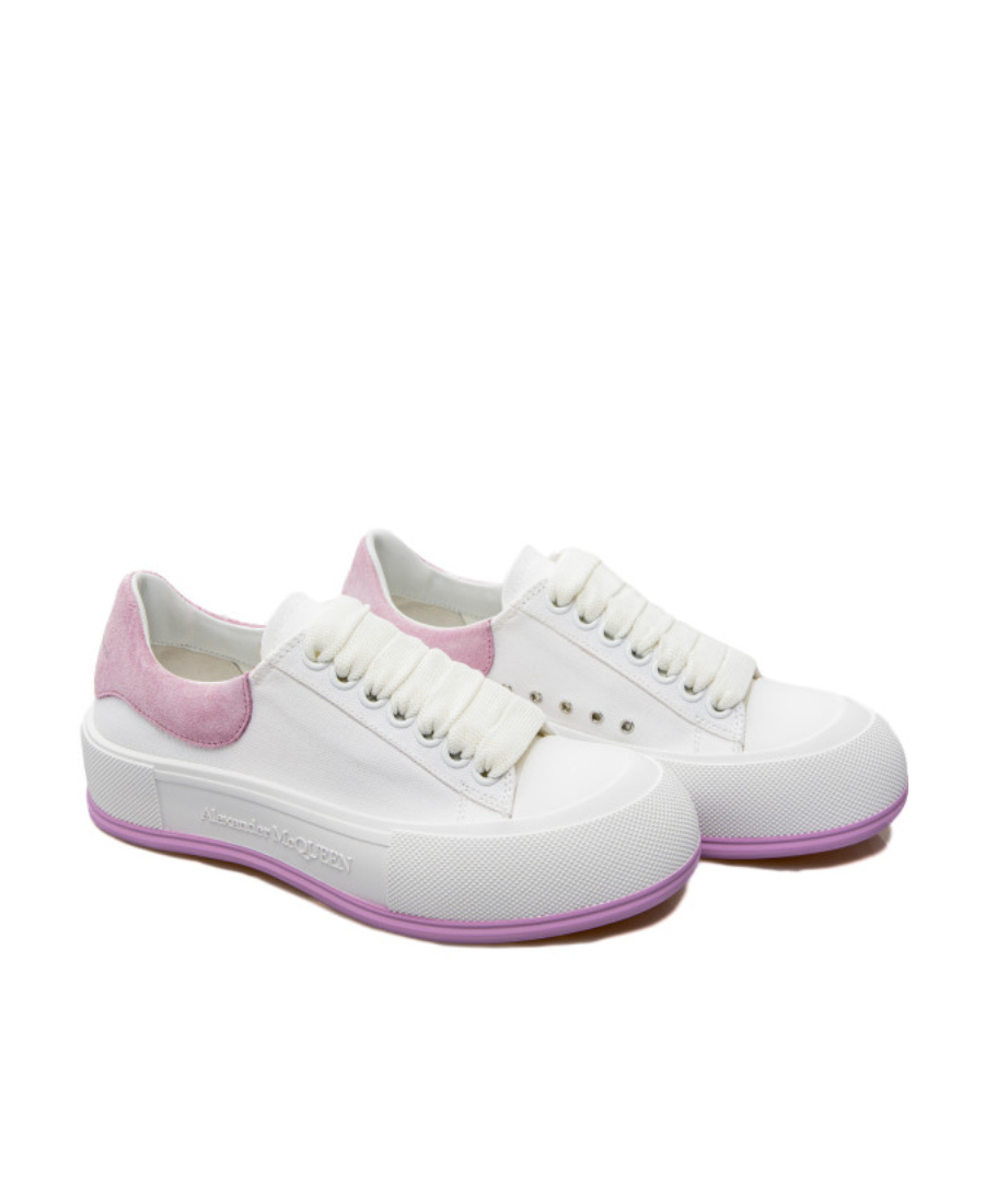Alexander Mcqueen Tread Slick Chunky-sole Sneakers In White