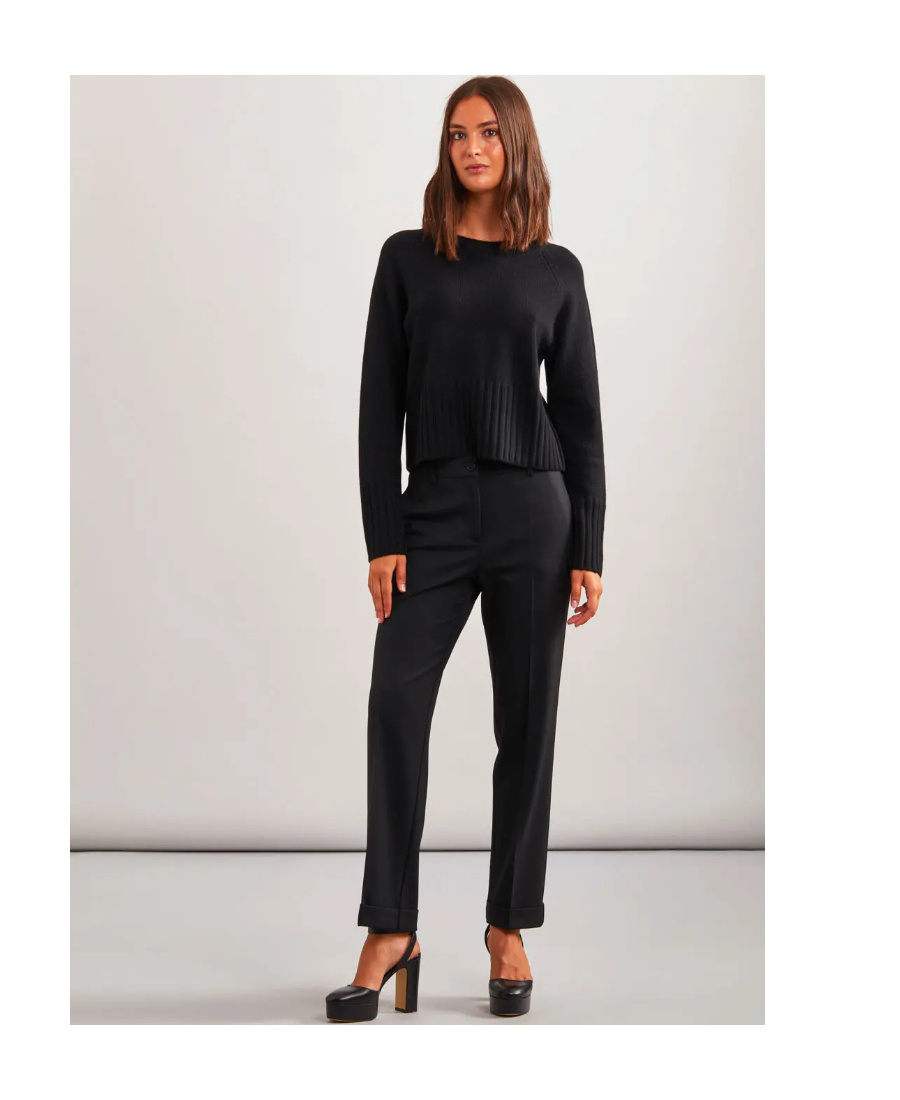 P.a.r.o.s.h Mid-rise Tailored Straight Trousers In Black