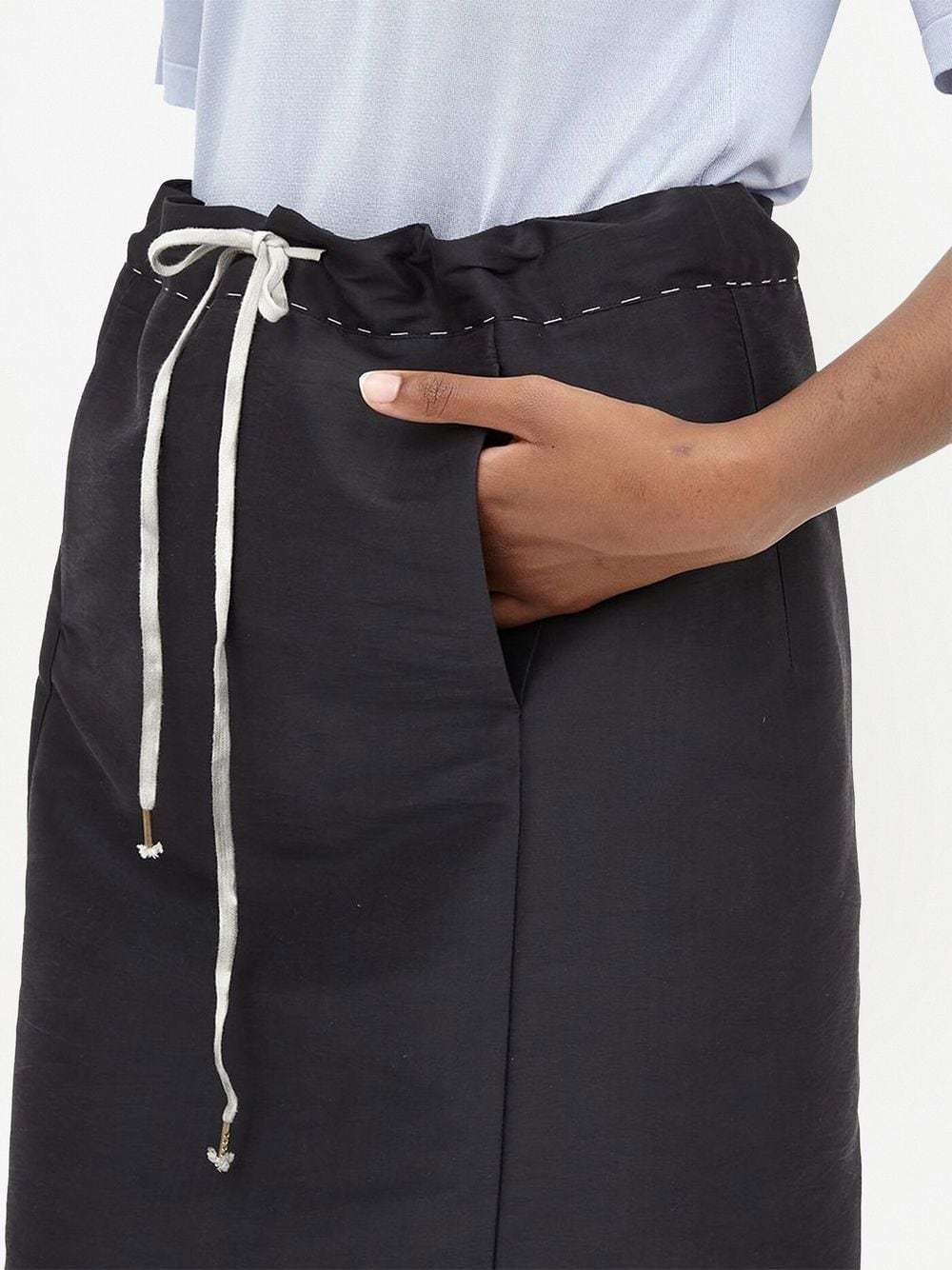 Maison Margiela Moiré-effect Drawstring Skirt In Black