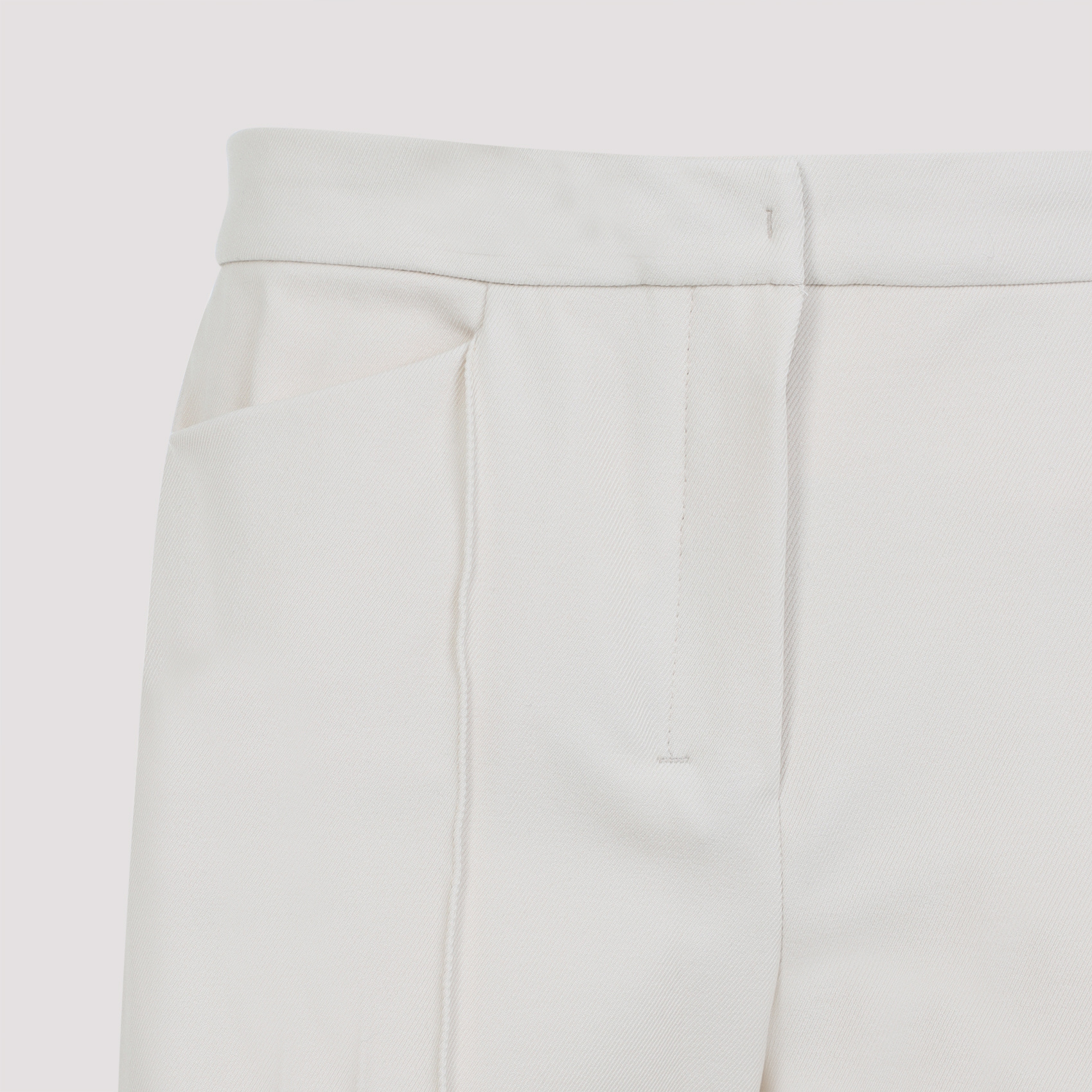 Max Mara Tailored White Trousers With Subtle Pleats And Clean Finish In White