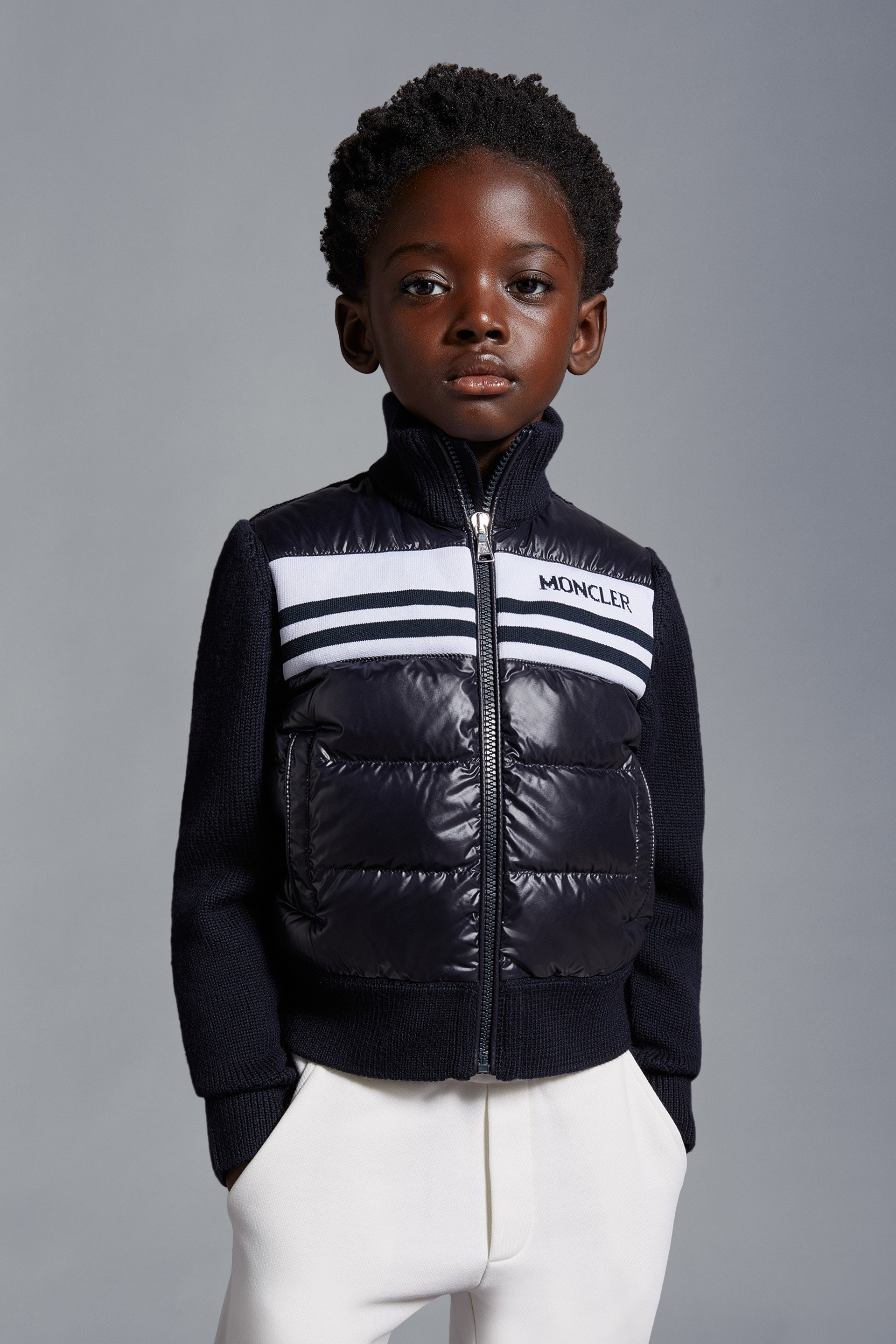 Moncler Logo-intarsia Padded Jacket In Black